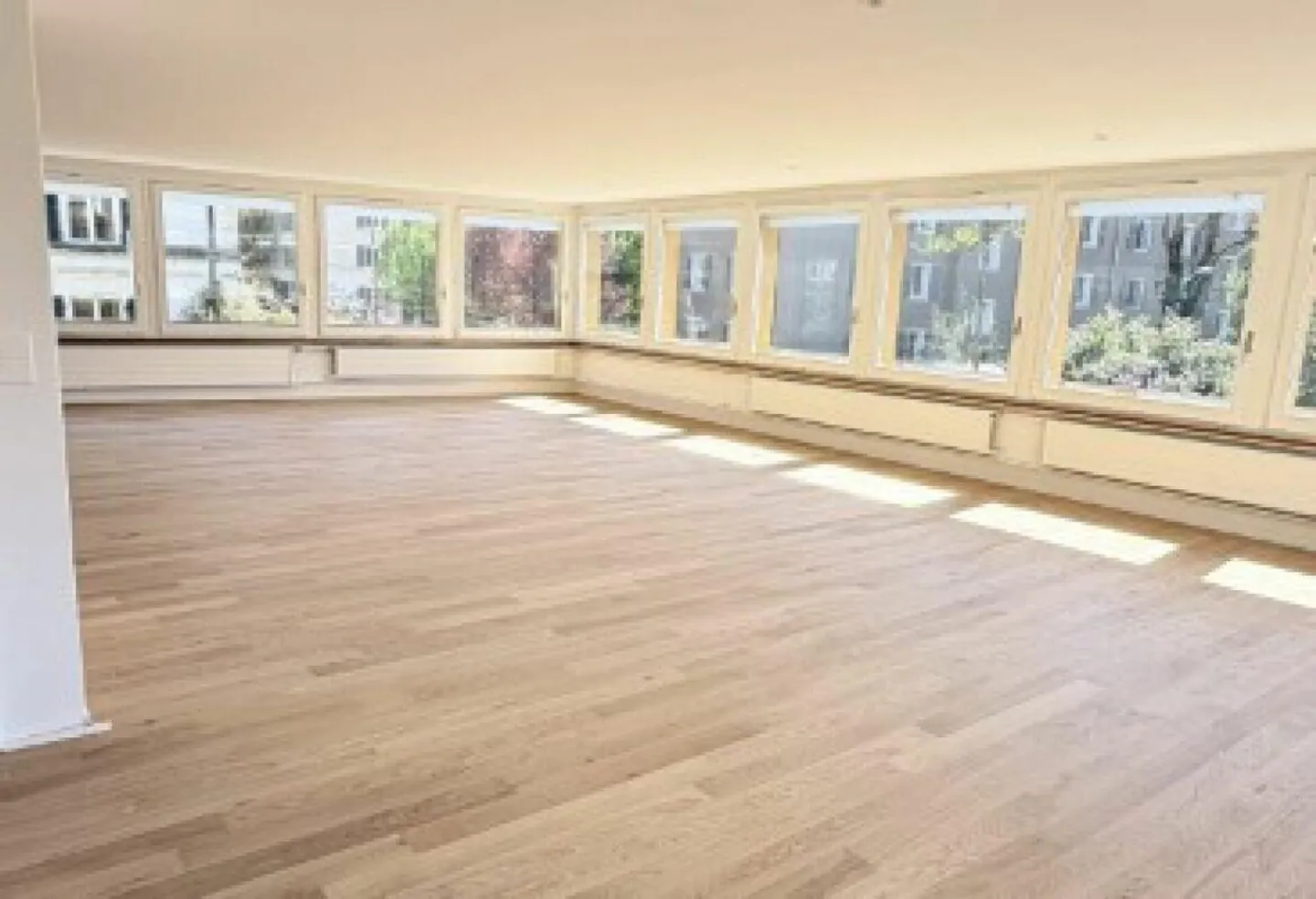 Spazio commerciale ristrutturato nella Länggasse - Foto 3 di 4