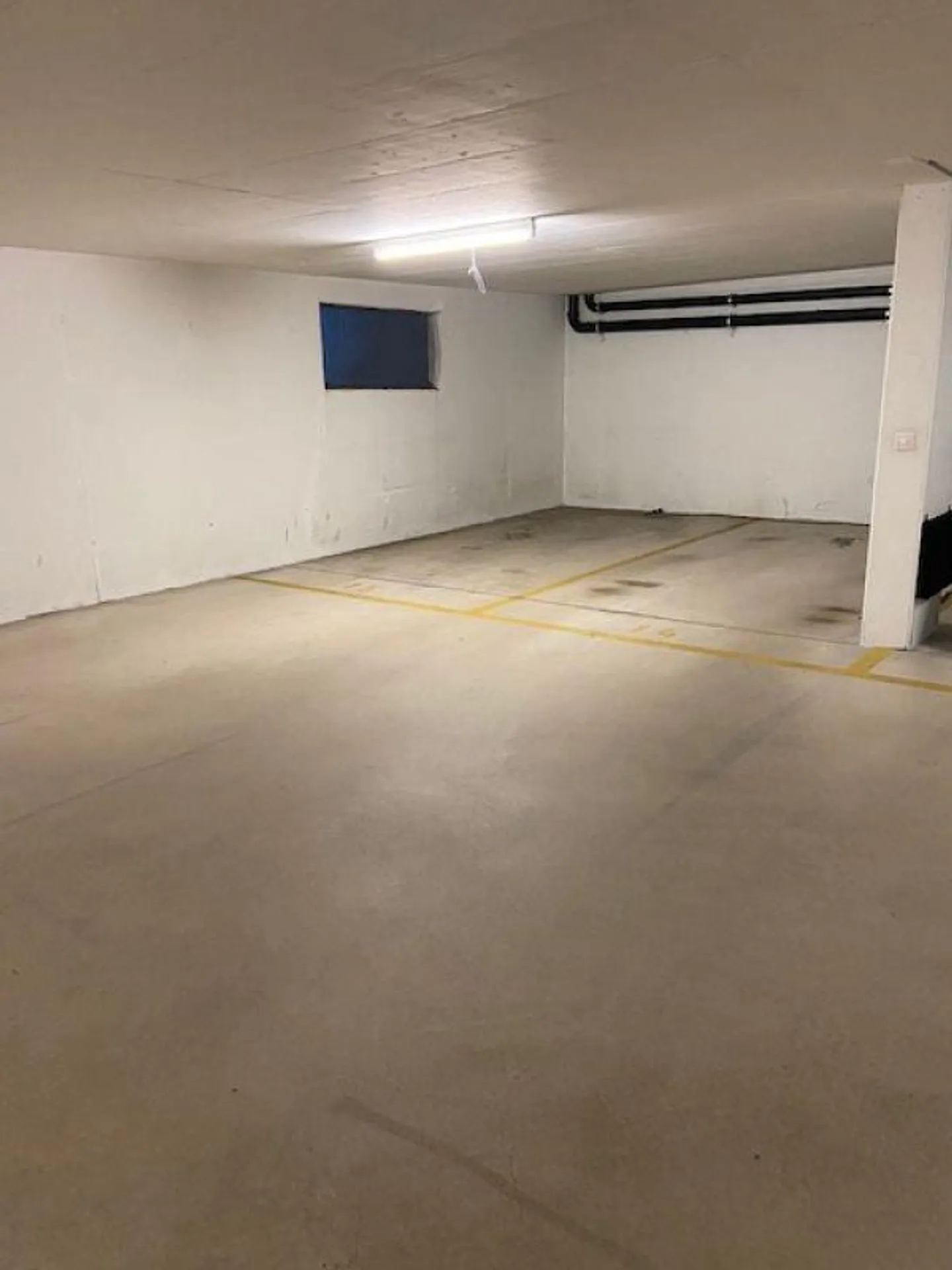 Underground parking space in Baden - Photo 2 of 2