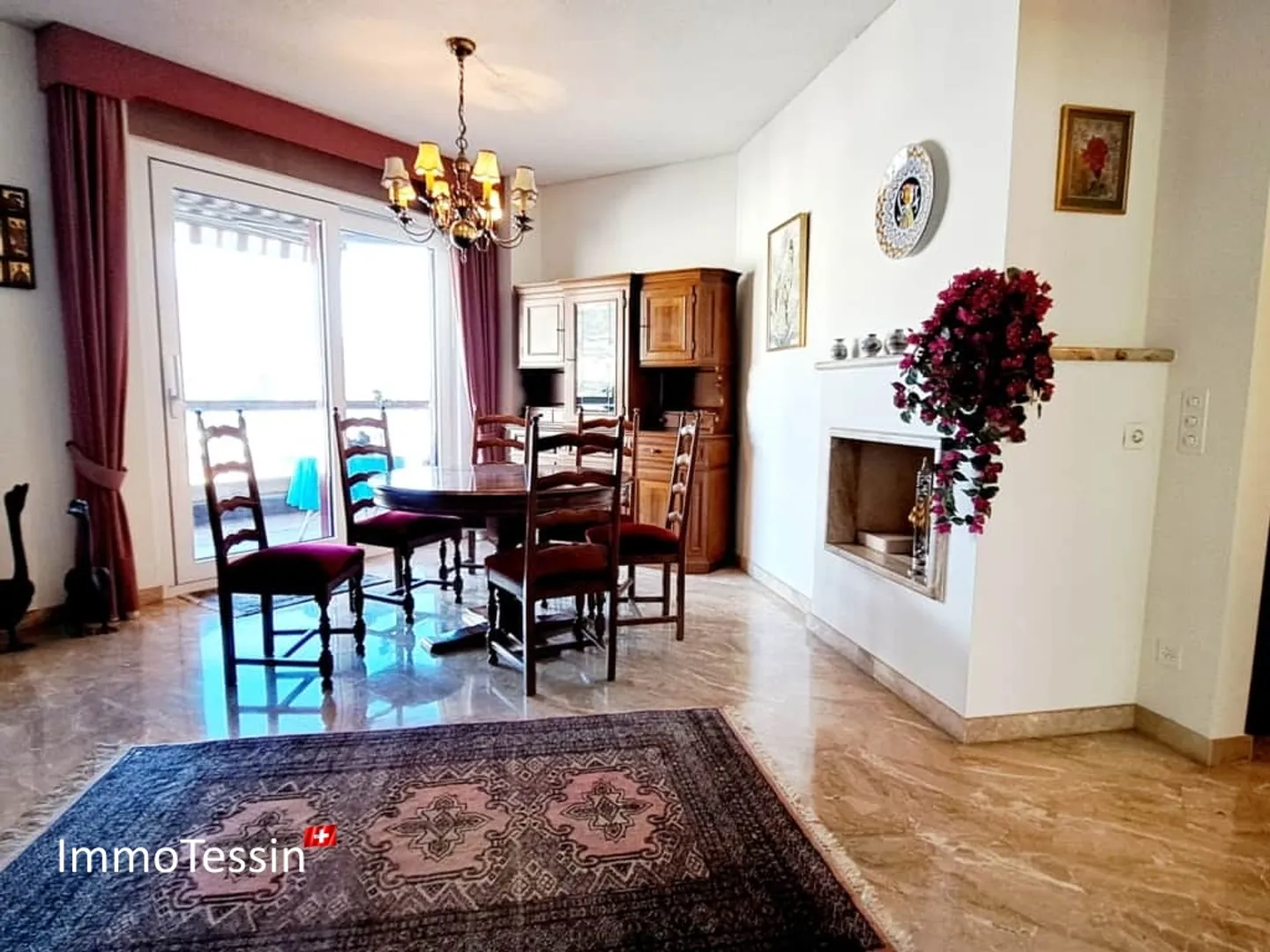 GELEGENHEIT: Luxuswohnung an top Lage mit Pool & Seesicht über Lugano auf den Lago Lugano - Foto 8 von 13
