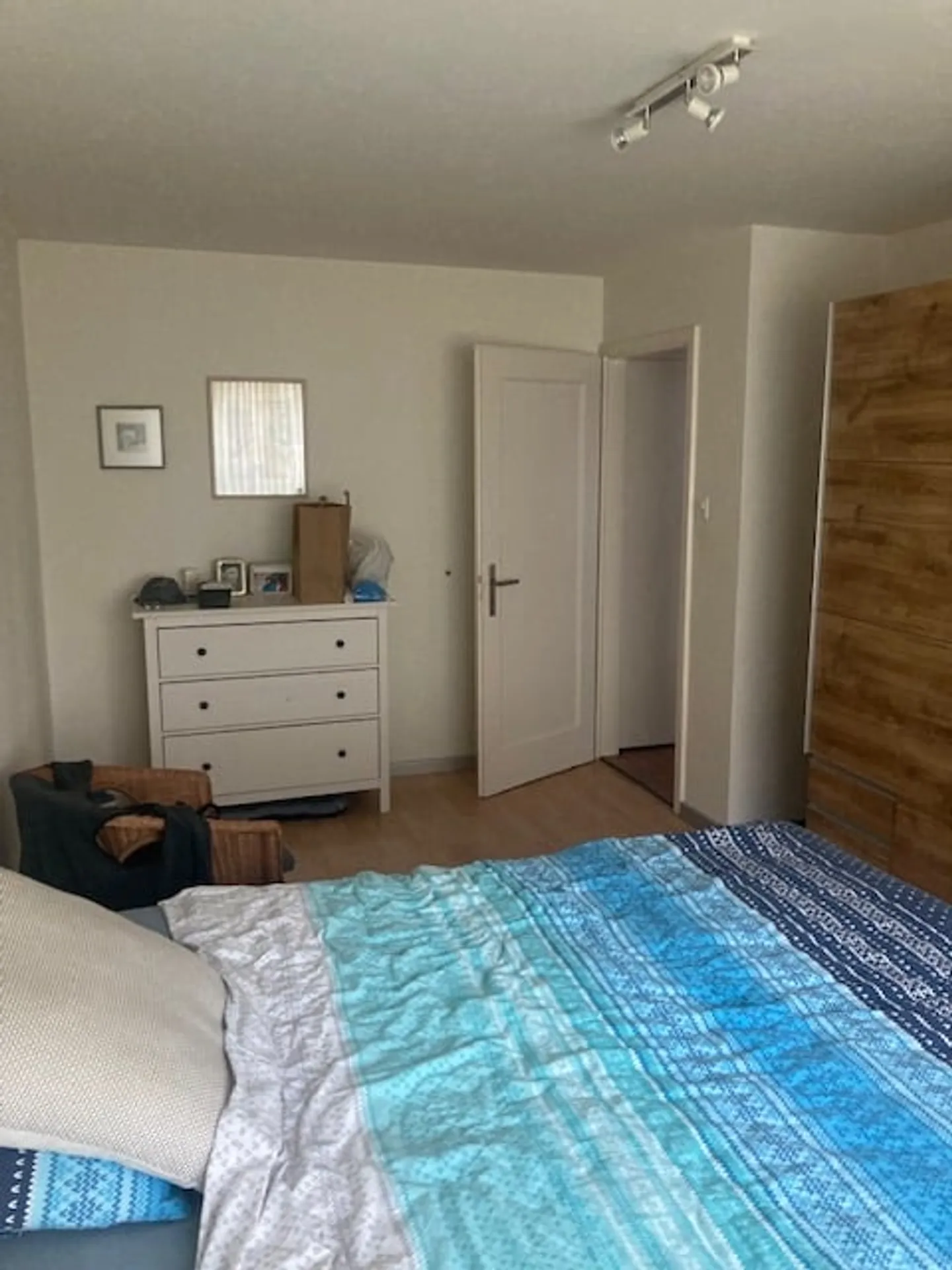 Charmante 3.5-Zimmer-Wohnung in ruhiger Lage in Hünibach - Photo 10 sur 14