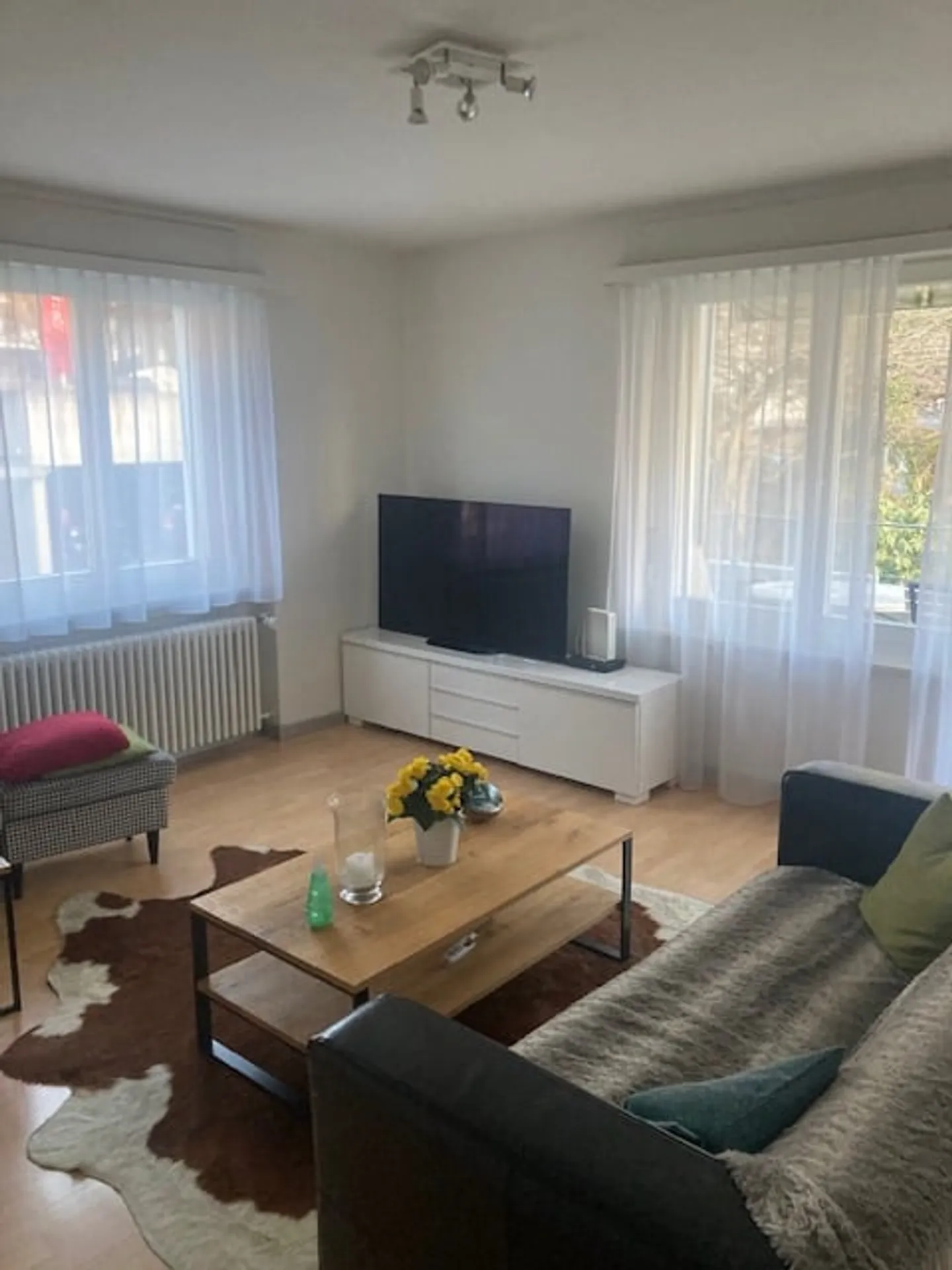 Charmante 3.5-Zimmer-Wohnung in ruhiger Lage in Hünibach - Photo 11 sur 14