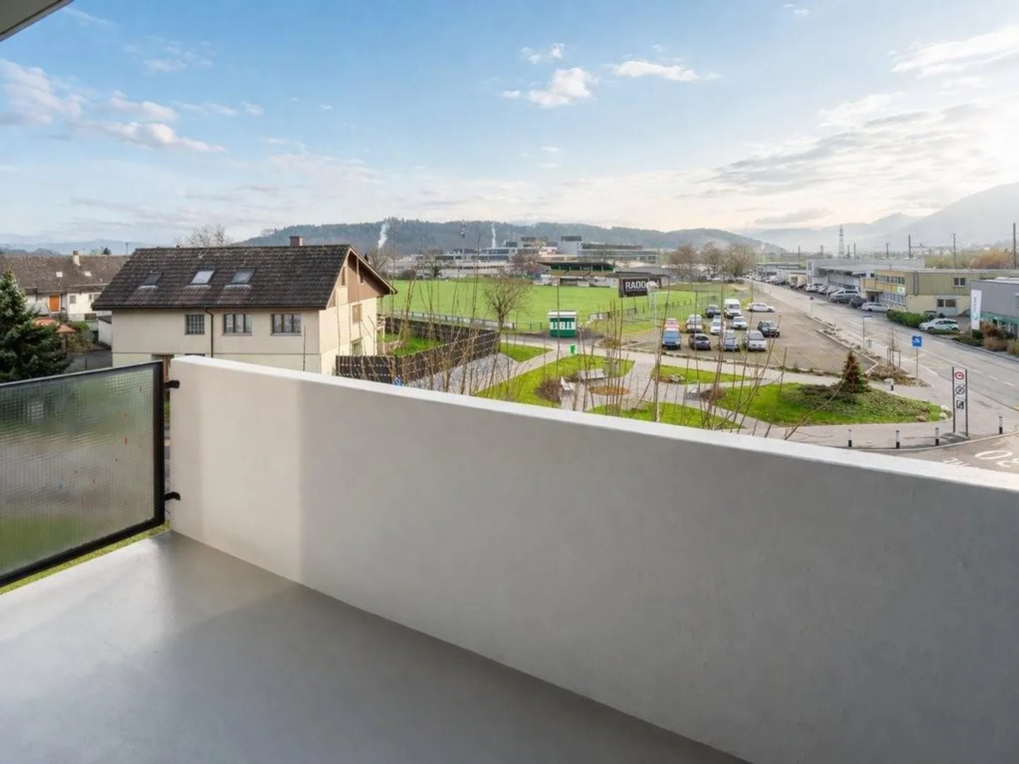 Ampio appartamento di 4,5 stanze con balcone - Foto 7 di 7