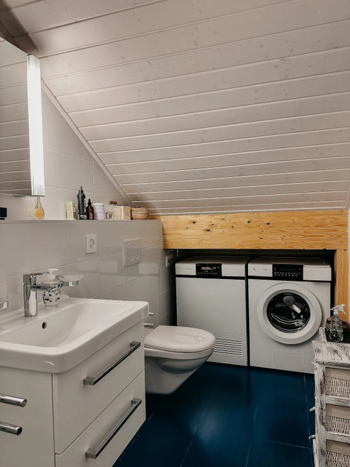 Lutry / Belmont-sur-Lausanne - Appartamento mansardato di 5 stanze con... - Foto 4 di 13