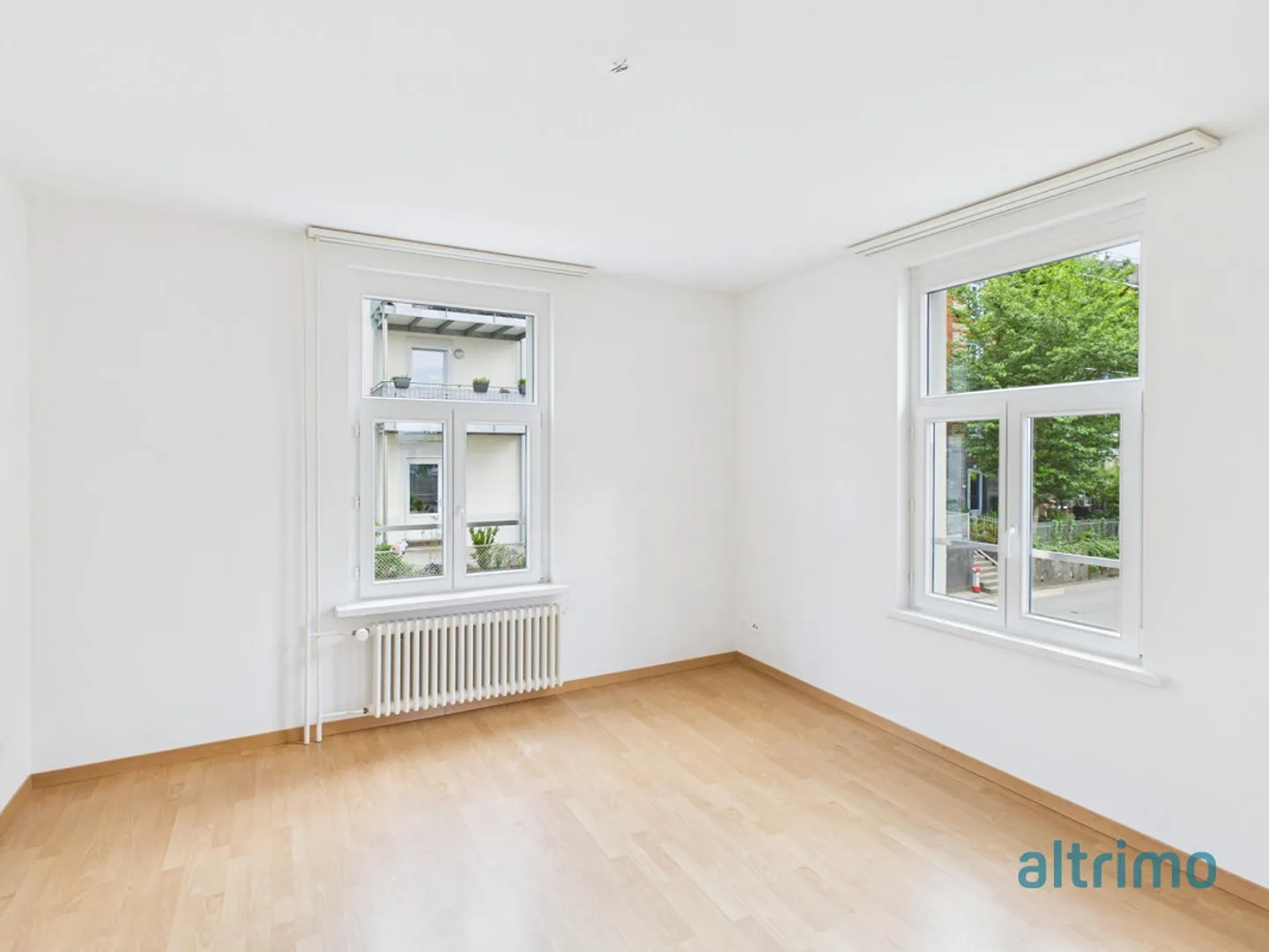 Appartement 3 pièces dans un emplacement calme près du centre-ville - Photo 1 sur 8