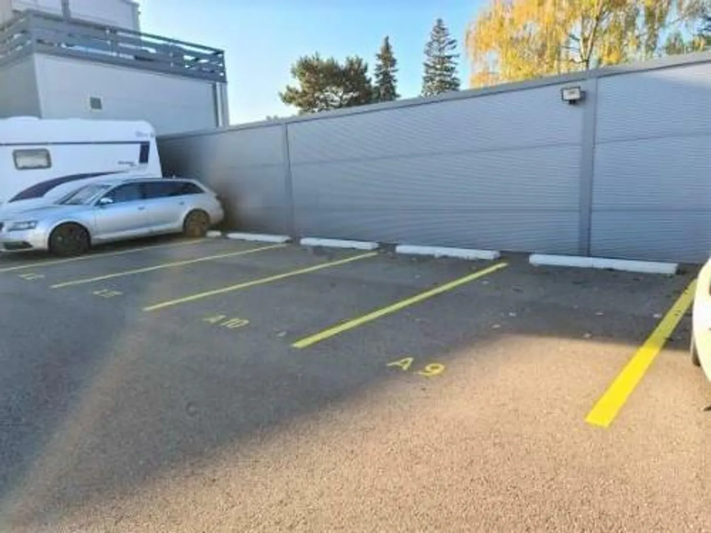 Mixed-use building for sale - Photo 19 of 32