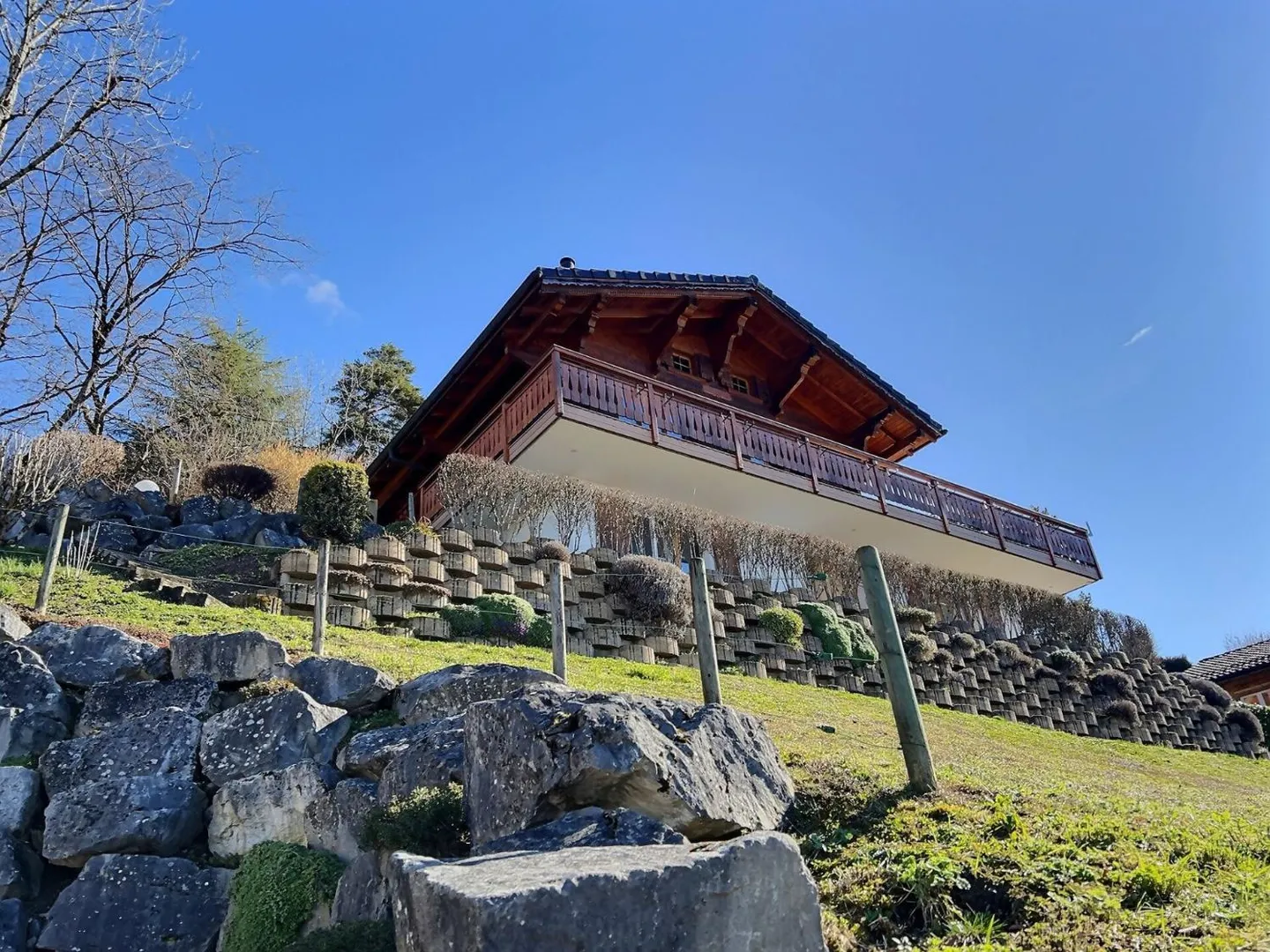 Magnificent Chalet mit Blick auf den See und die Berge - Foto 2 di 10