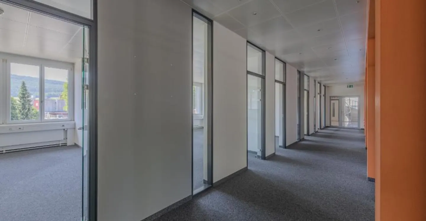 Flexible office spaces for your business success - Photo 5 of 9
