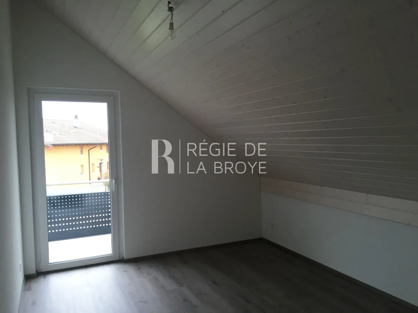 Apartment with 3.5 rooms in Démoret - Photo 6 of 8