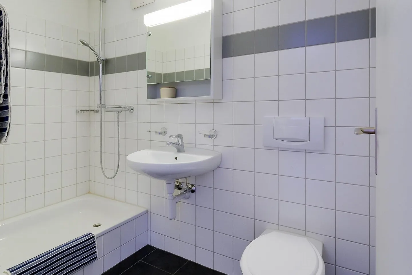 Gemütliche 2.5 Zimmer Wohnung - Foto 3 von 7