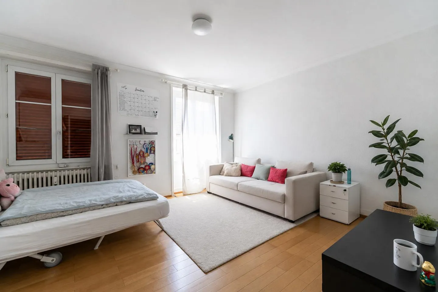 Beautiful 3-room old building apartment - Photo 1 of 7