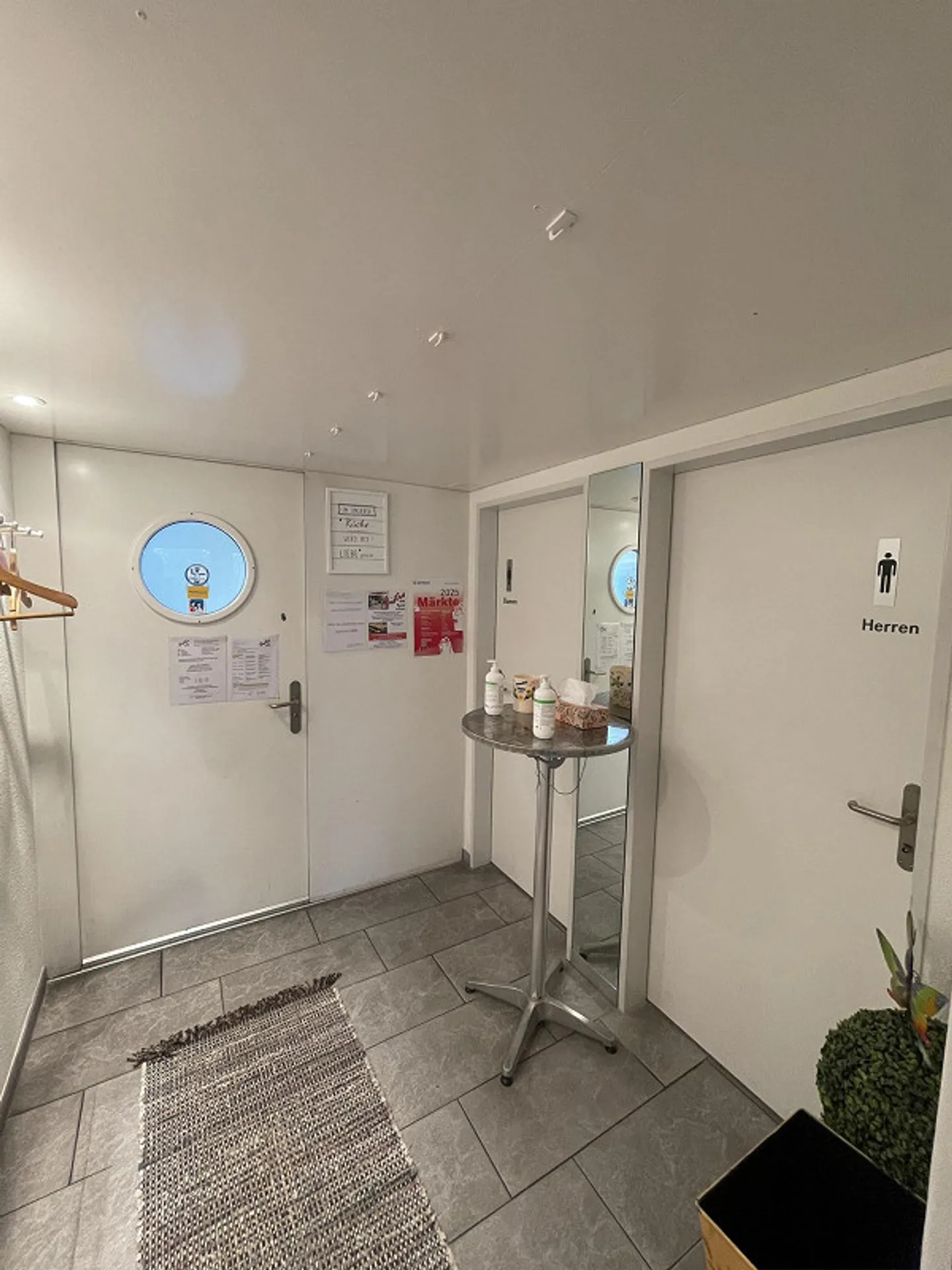 Bistro / Caffè affascinante in proprietà per anziani - Foto 4 di 5