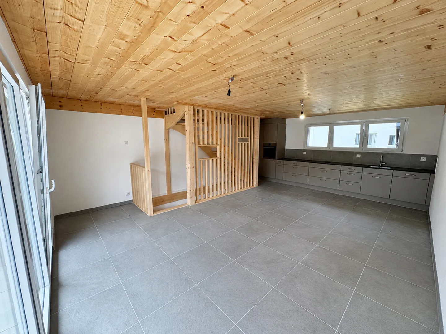 Charming Triplex in Leytron - Photo 2 of 12