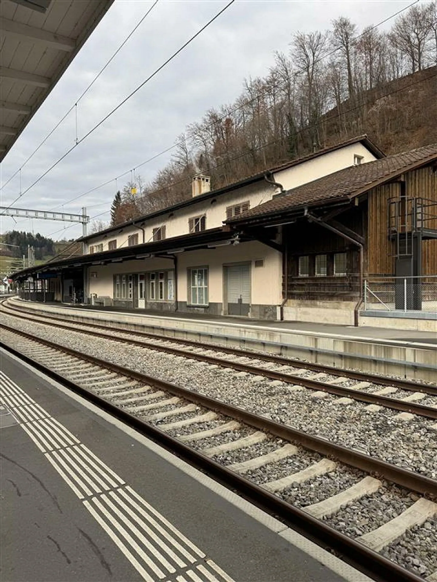 3.5-Zimmerwohnung am Bahnhof in Wolhusen - Foto 1 von 7