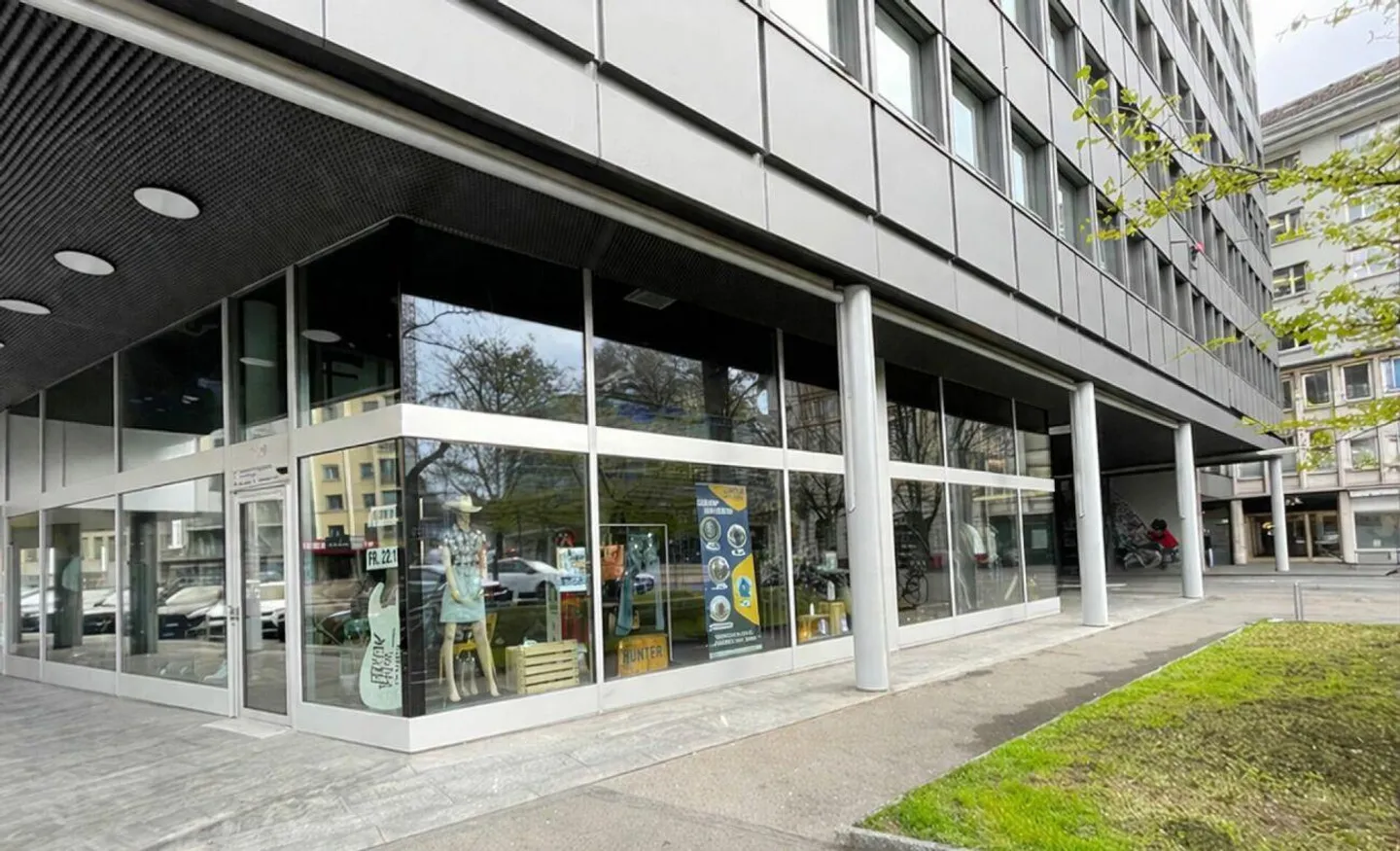 Vitrine au Pilatusplatz - Photo 1 sur 2