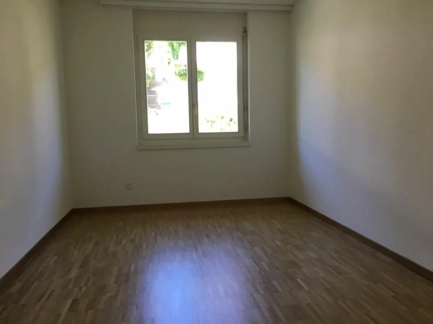 Quiet 4.5-room apartment with a view of greenery - Photo 6 of 11