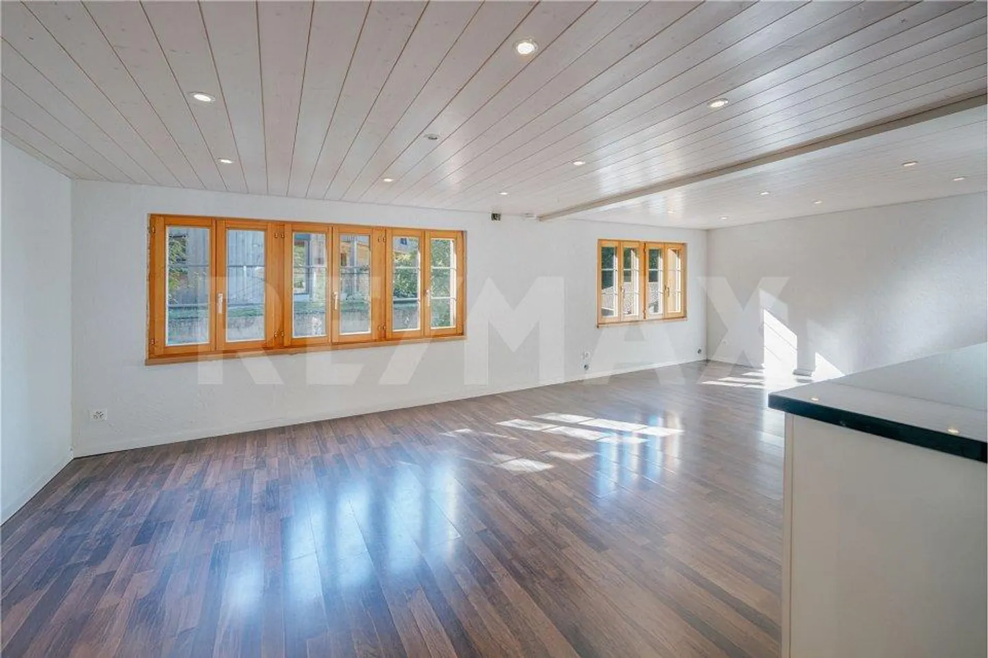 (Casa di vacanza) Casa semi-indipendente con 5.5 stanze per artigiani hobbisti creativi - Foto 4 di 13