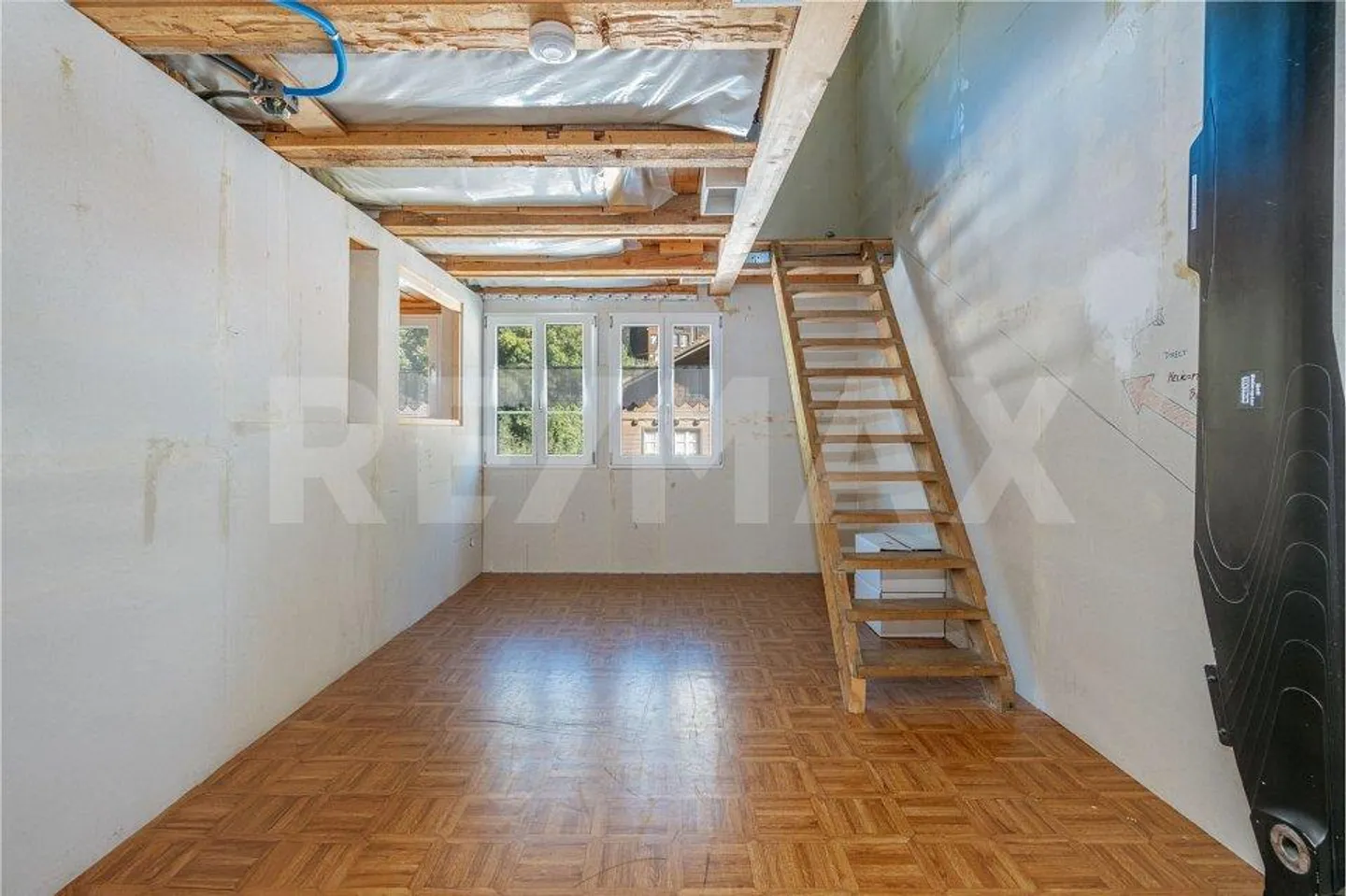 (Casa di vacanza) Casa semi-indipendente con 5.5 stanze per artigiani hobbisti creativi - Foto 9 di 13