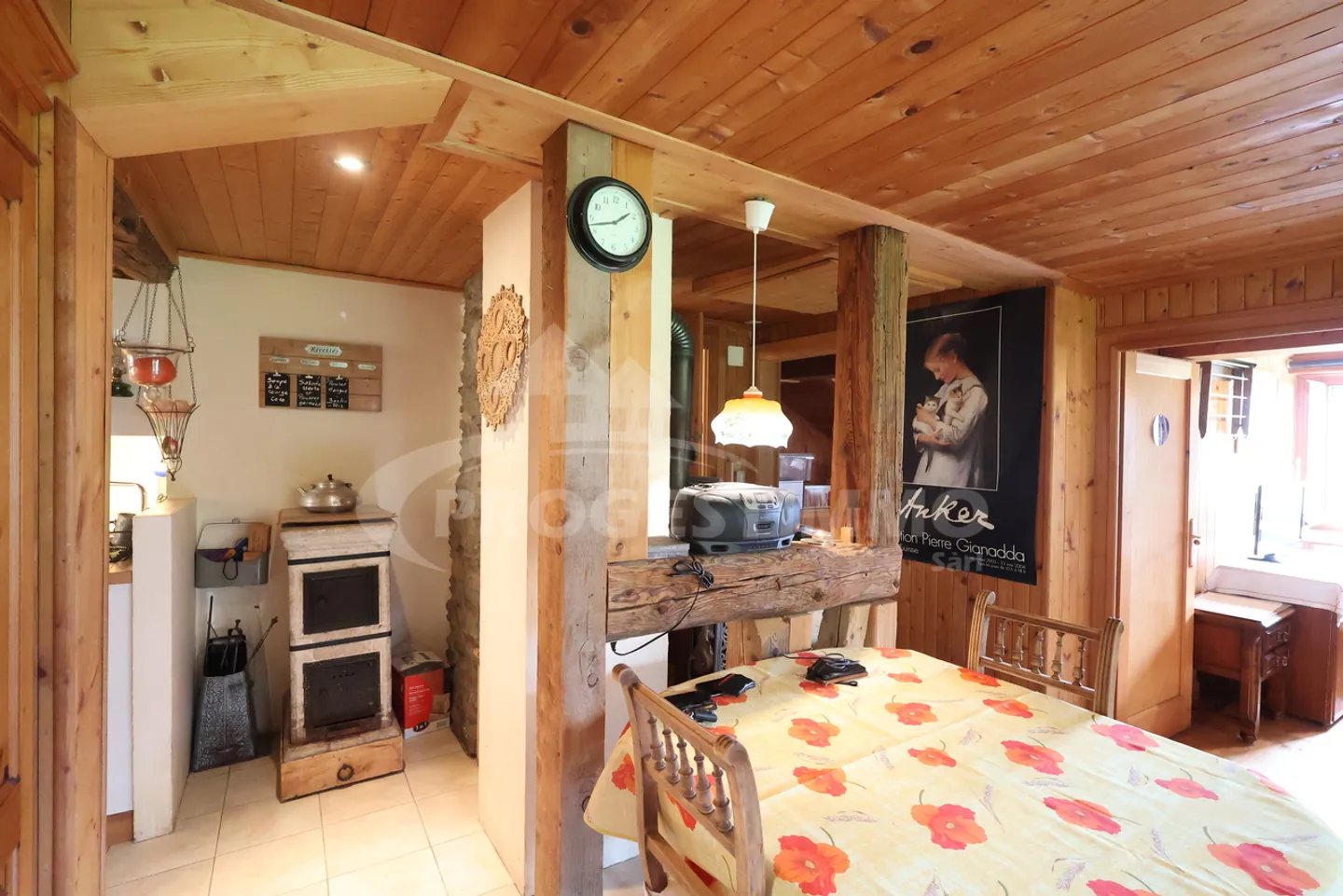 BEAUTIFUL APARTMENT WITH A VIEW OF THE GRAND CHAVALARD - Photo 7 of 10