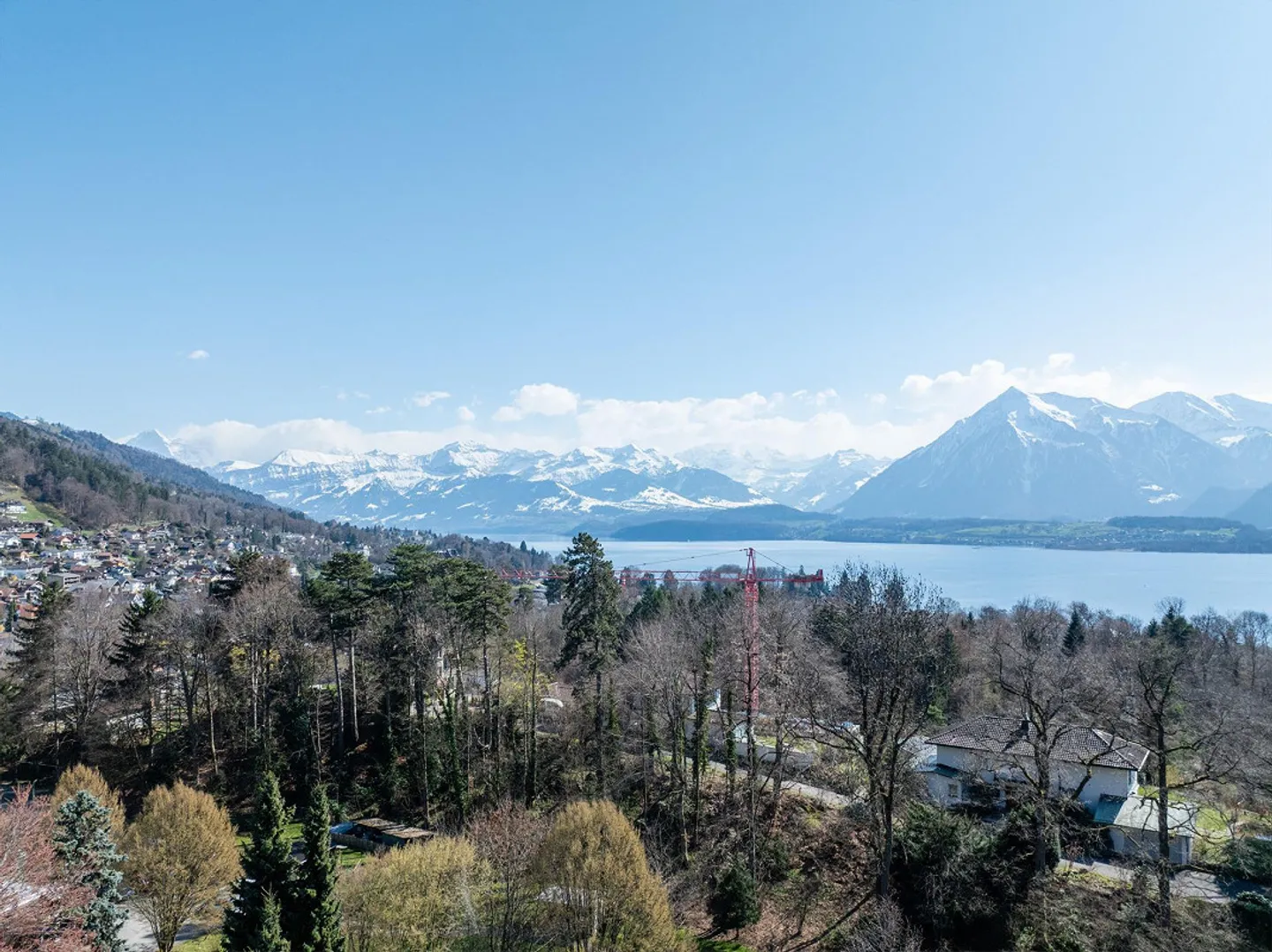 6.5-Zimmer-Villa mit Panoramasicht & Pool in Hünibach - Foto 4 di 13