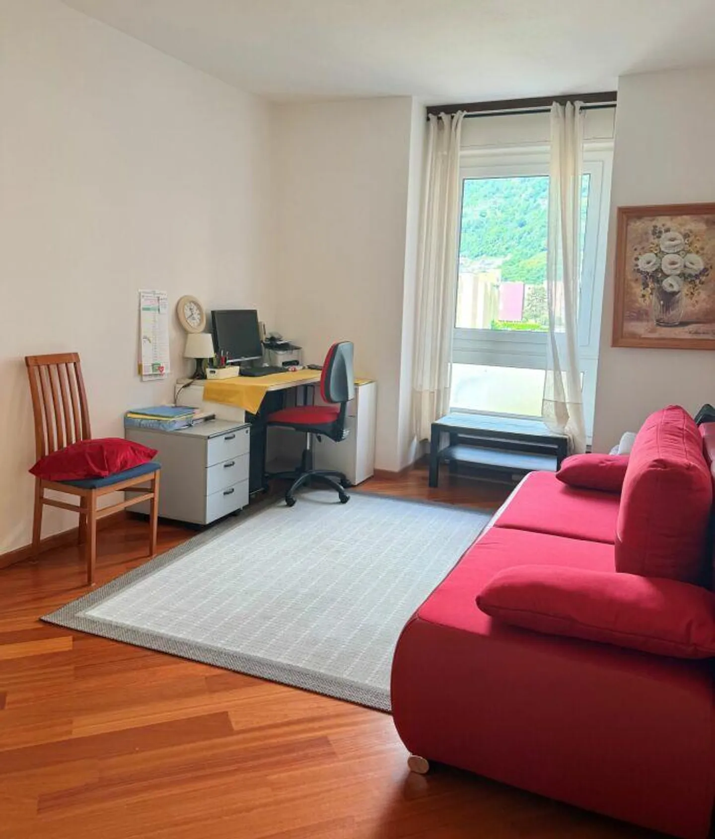 Geräumige Wohnung mit Terrasse - Foto 7 von 8