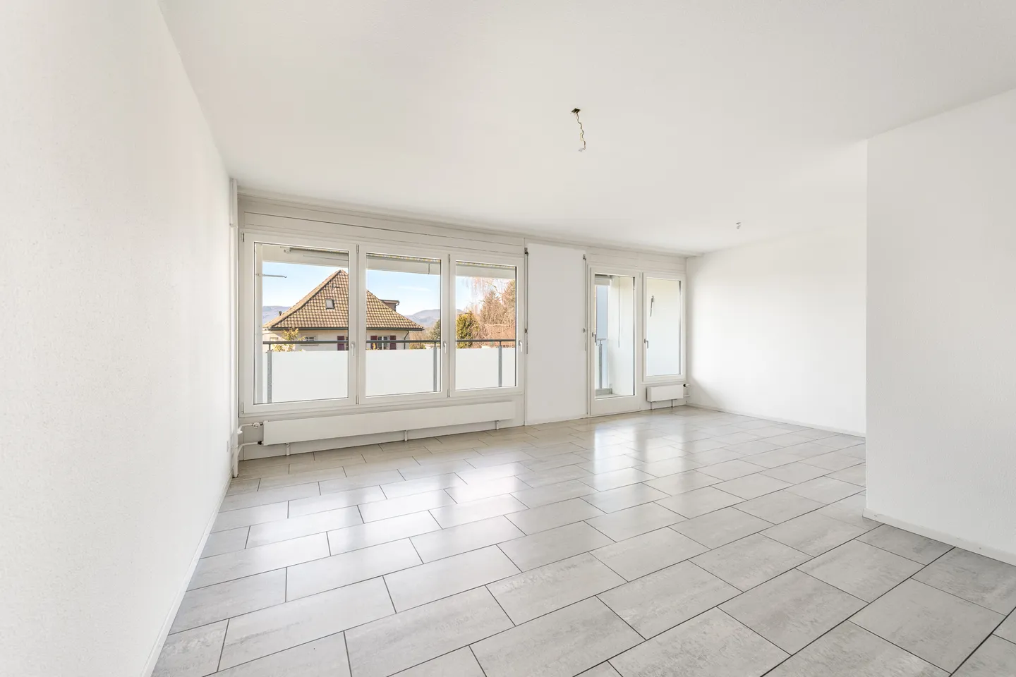 Maison multifamiliale avec 12 unités et garage - Photo 8 sur 9