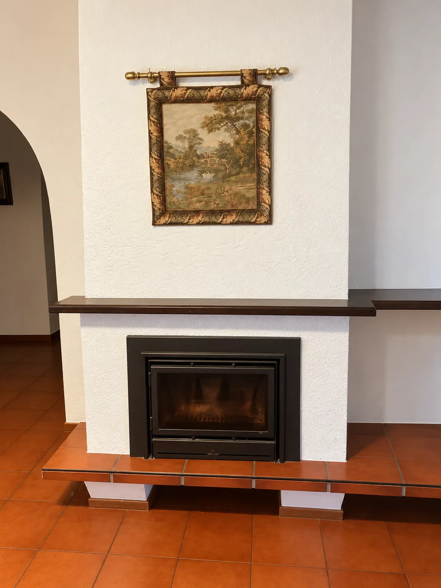 Einfamilienhaus mit großen Räumen, Garten und offener Aussicht auf die Berge - Foto 6 von 40