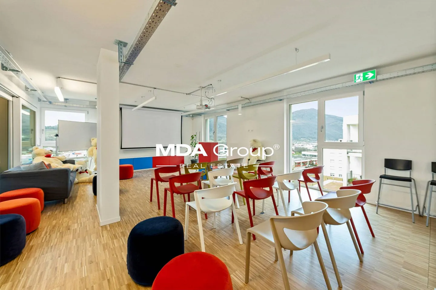 Büro - Mendrisio - Foto 1 von 13