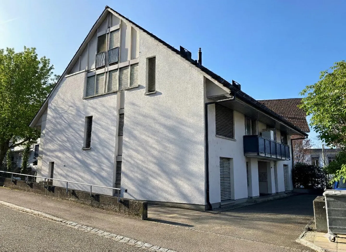 2.5-room apartment with hobby room and garden - Photo 1 of 8