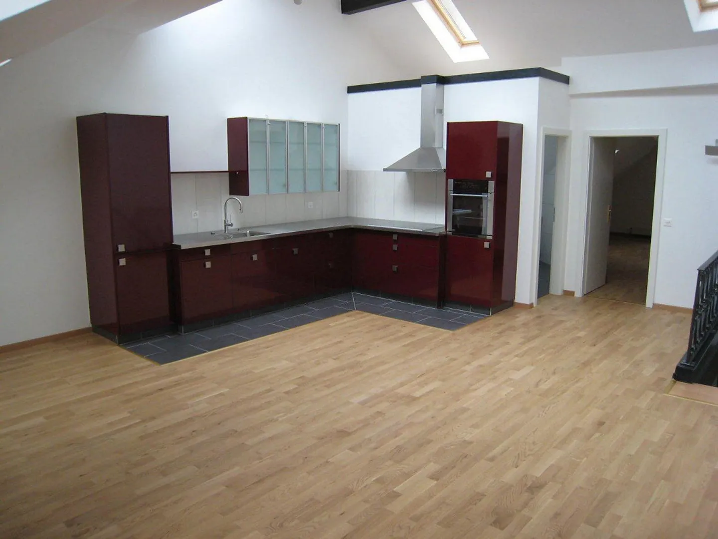 Helle Dachwohnung in Thun - Foto 2 von 6