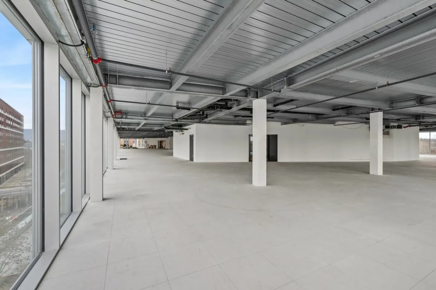 Offri alla tua azienda uno spazio innovativo e flessibile - Foto 10 di 11