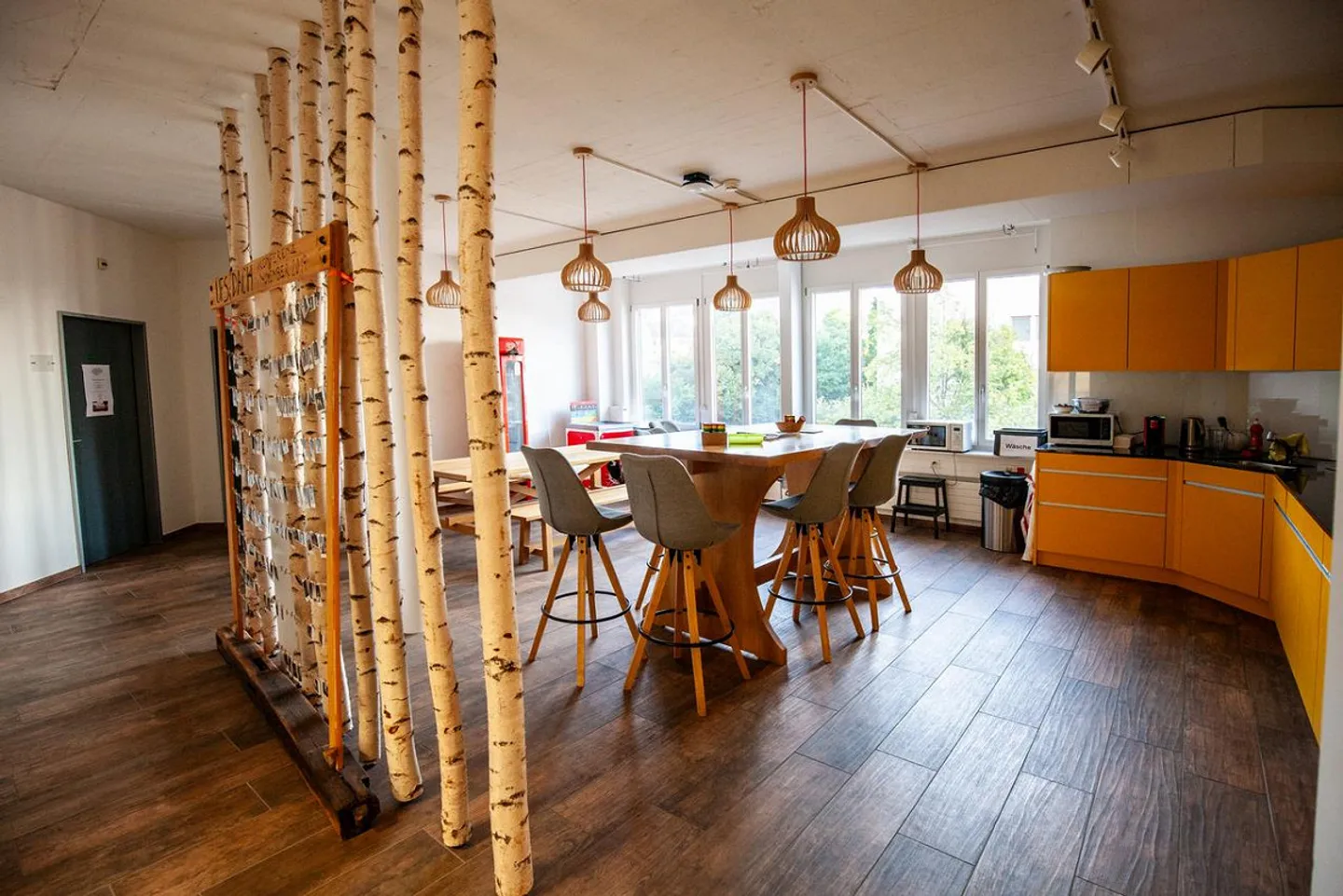 Spacious office spaces in prime location in Thayngen - Photo 5 of 8