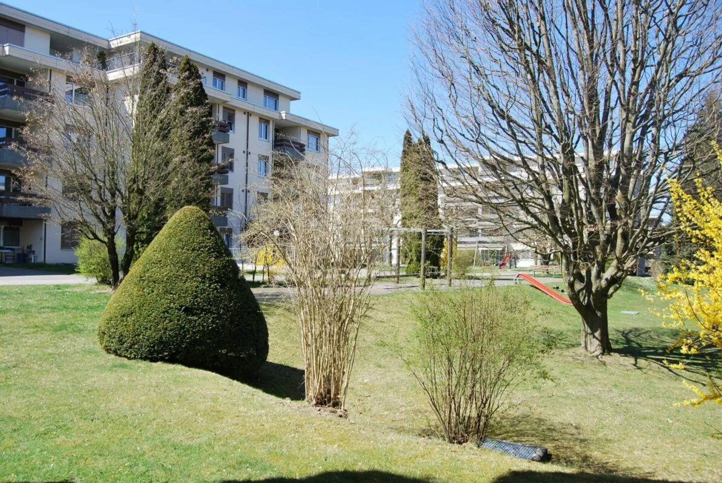 4.5-Zimmer-Wohnung im Grünen - Foto 1 von 4