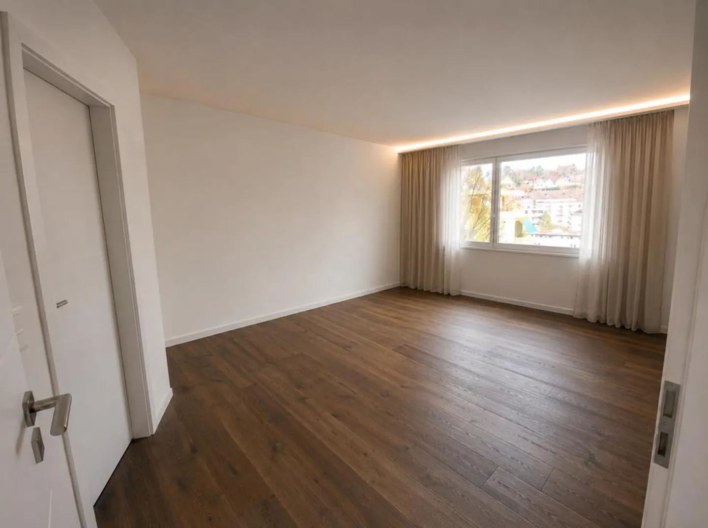 3.5 Room Apartment - Photo 7 of 10