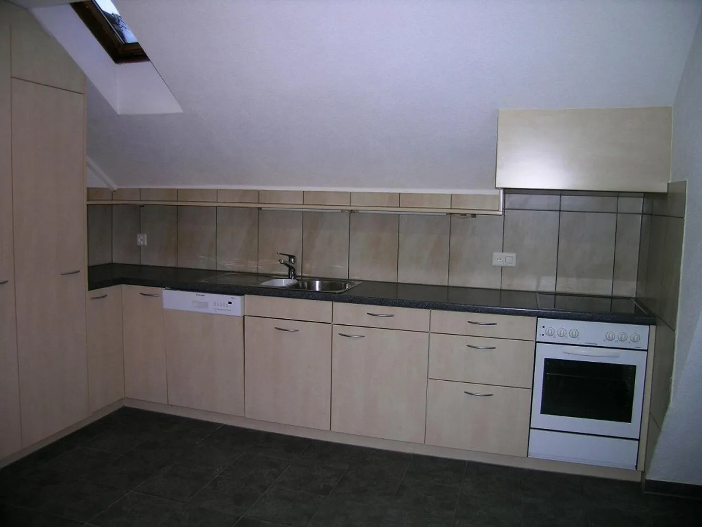 Charmante Wohnung in 2-Familienhaus - Foto 3 von 7