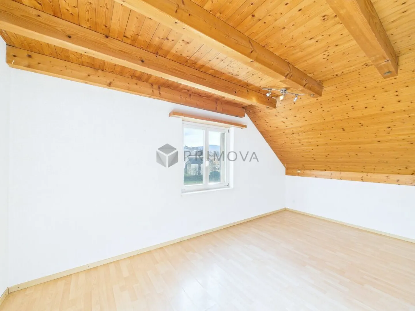 Maisonette da sogno spaziosa cerca un nuovo proprietario! - Foto 4 di 12