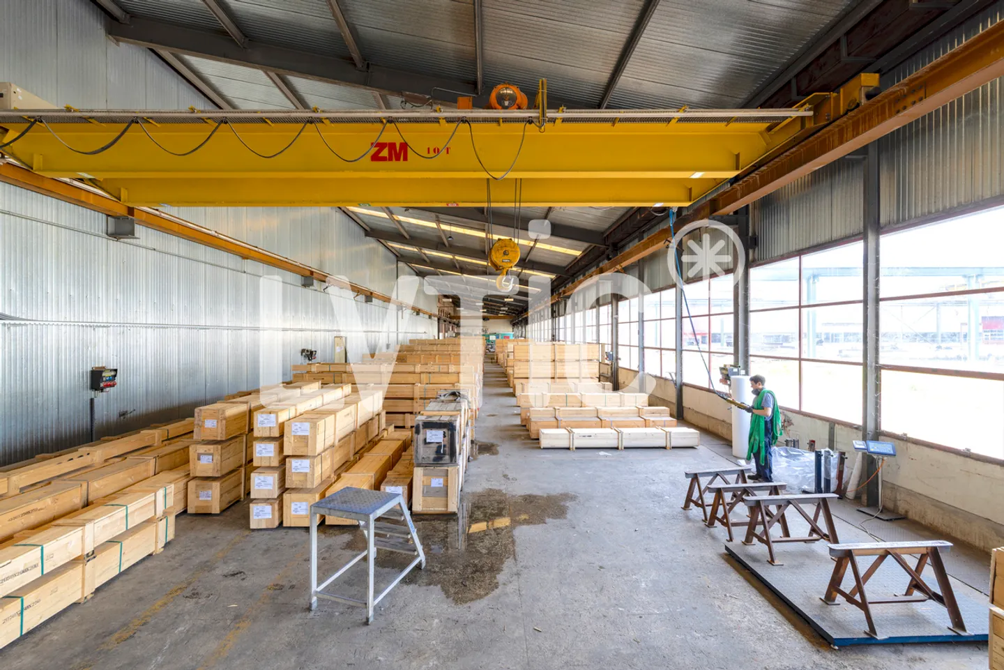 Capannoni, magazzini, laboratori di 15.000 m2 divisibili in affitto ad Aigle - Foto 11 di 26