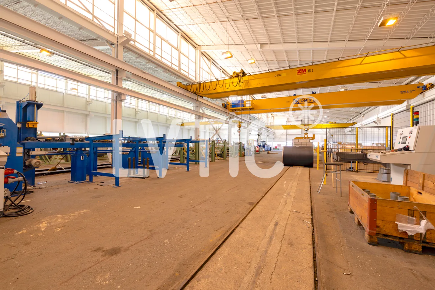 Capannoni, magazzini, laboratori di 15.000 m2 divisibili in affitto ad Aigle - Foto 15 di 26