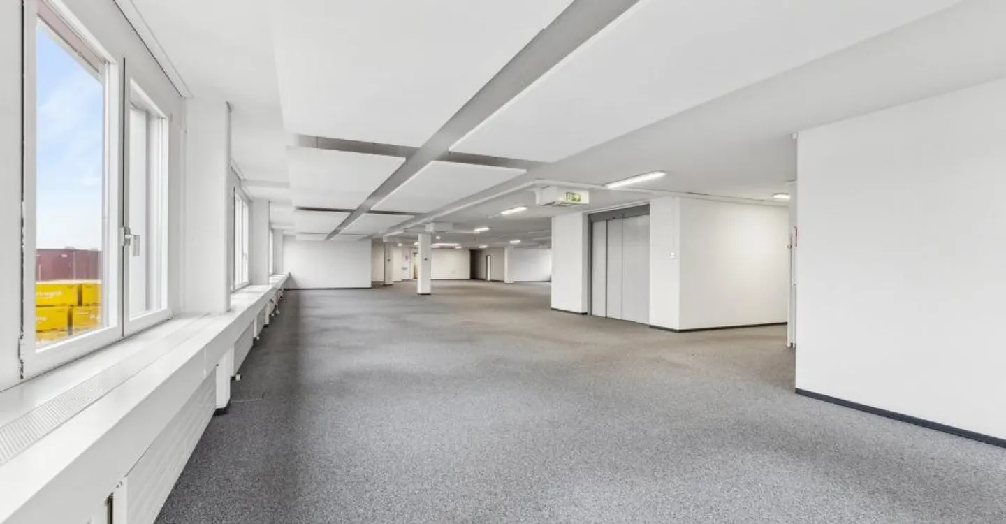 I tuoi nuovi spazi commerciali con connettività e flessibilità ottimali! - Foto 5 di 13