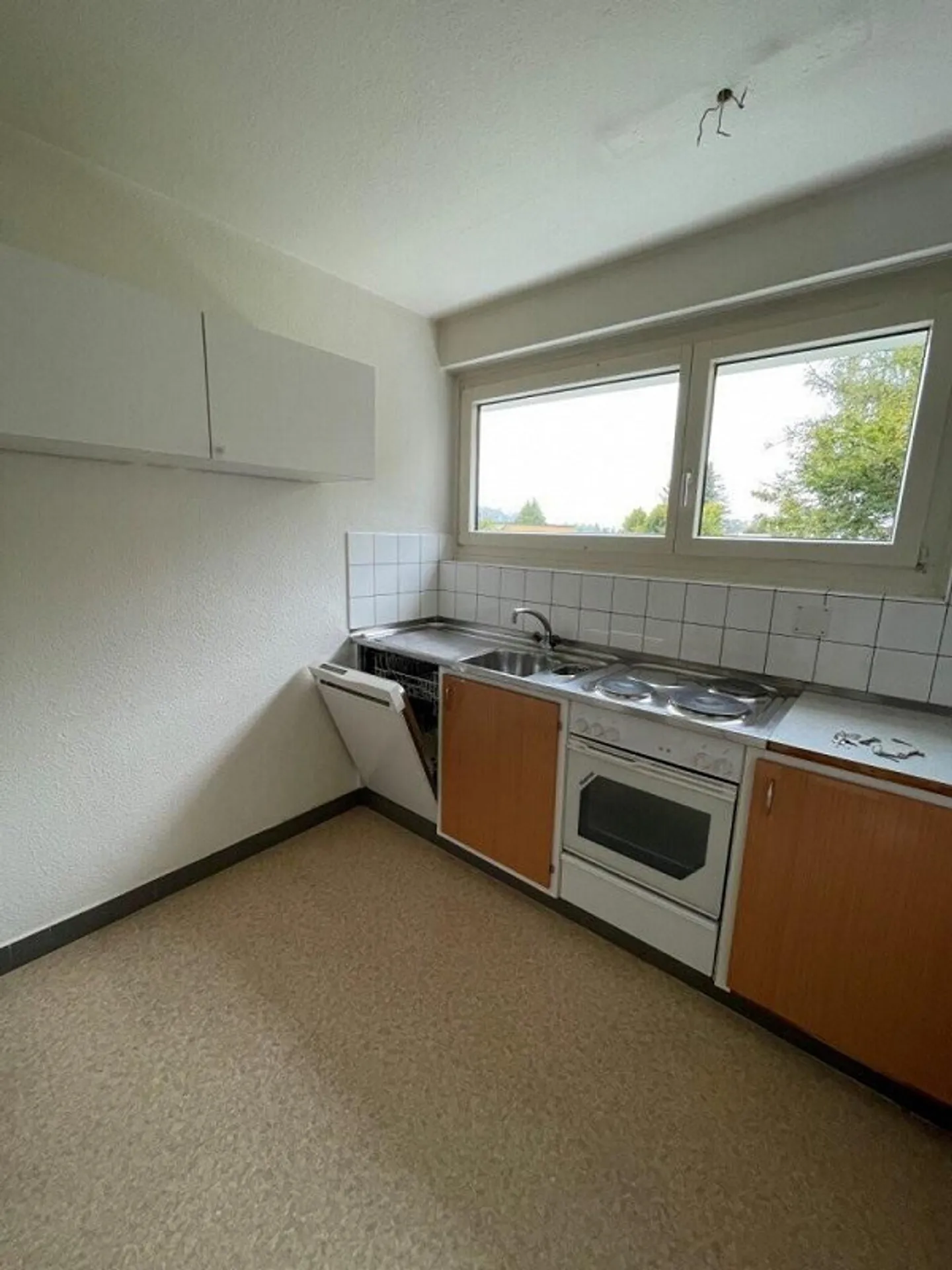 Appartement charmant limité jusqu'au 28.02.2027 - Photo 3 sur 5