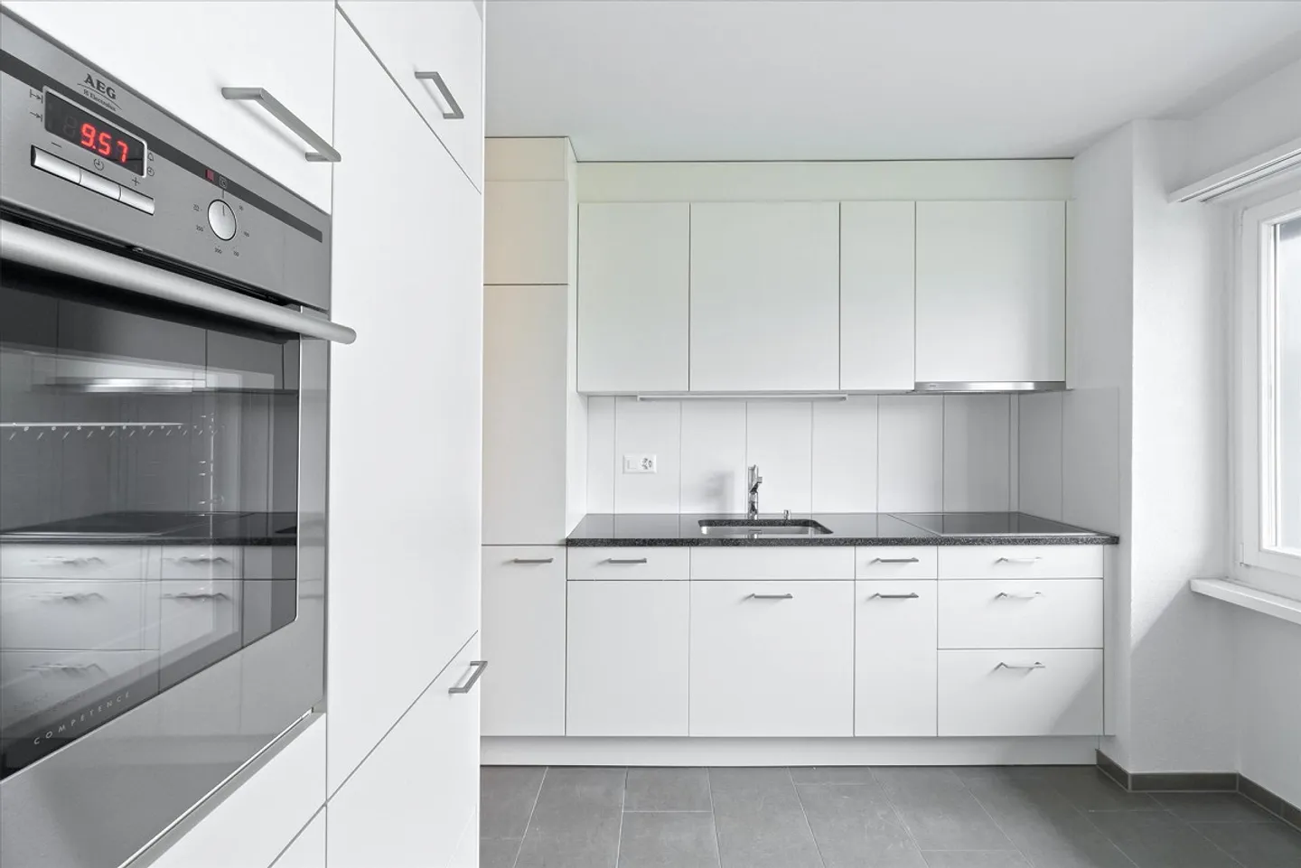 Rent without deposit - Benefit now! - Photo 5 of 8