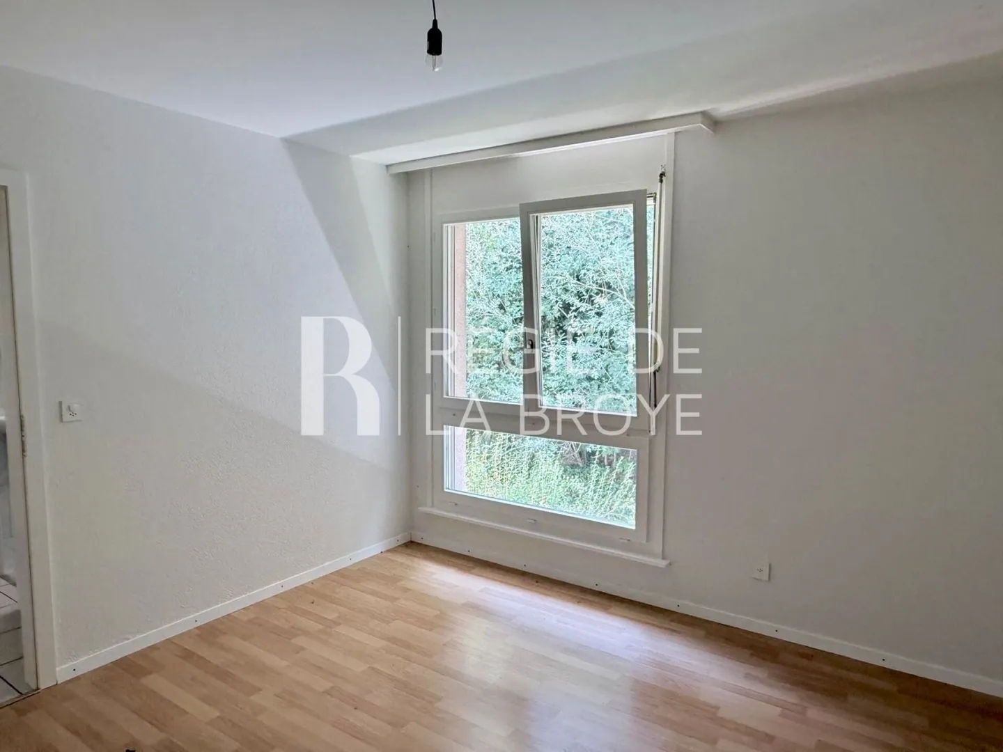 Appartement avec 3.5 pièces au 1er étage à Hauteville - Photo 5 sur 10