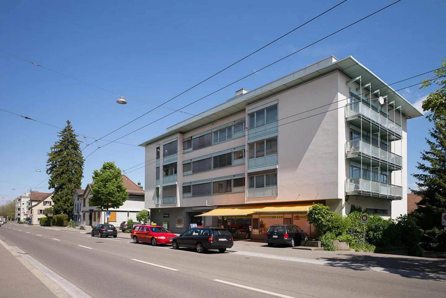 Appartement moderne pour navetteurs - Photo 1 sur 10