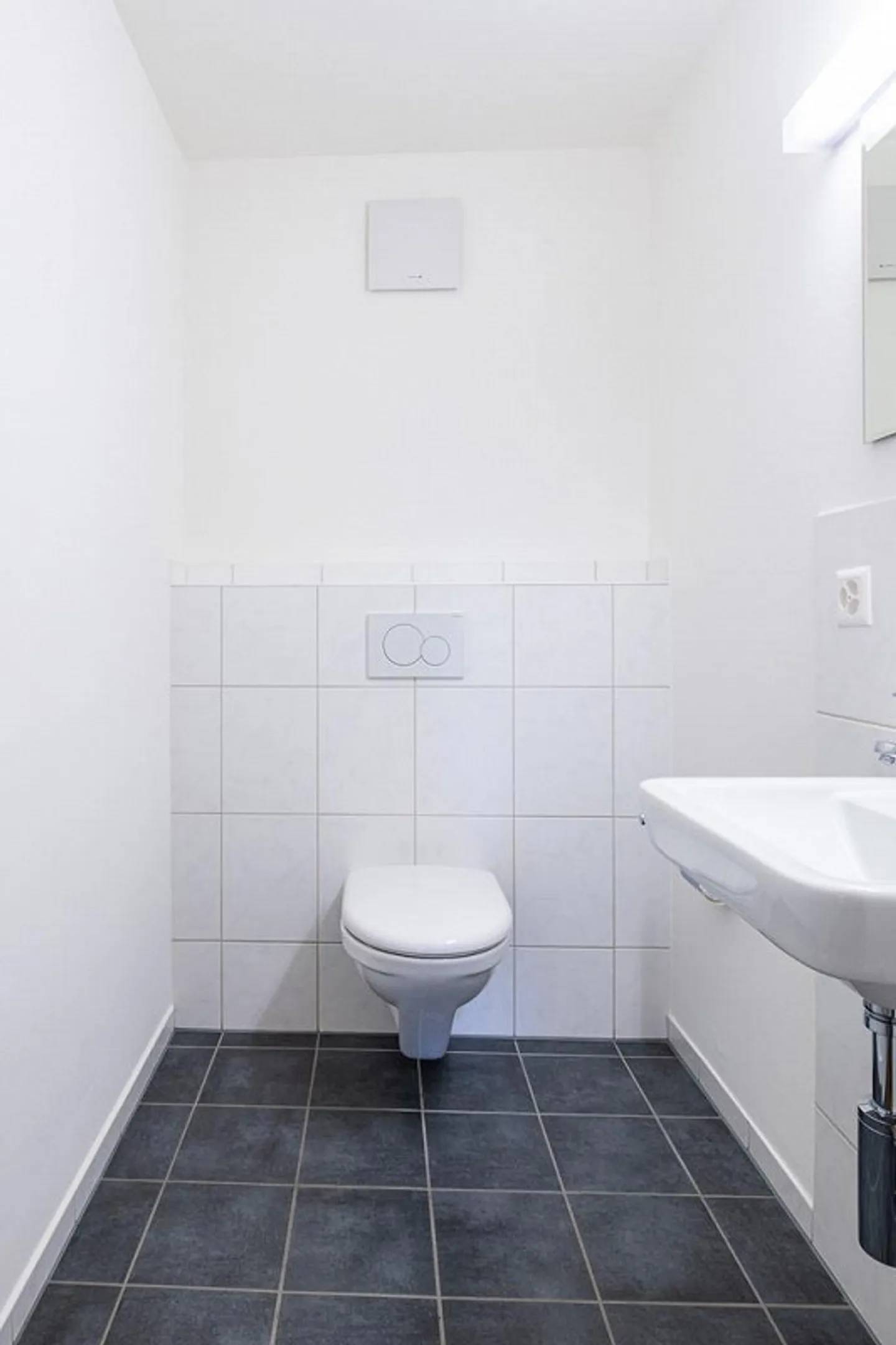 Charmante appartement 3.5 pièces au cœur de la vieille ville de Schaffhouse - Photo 10 sur 11