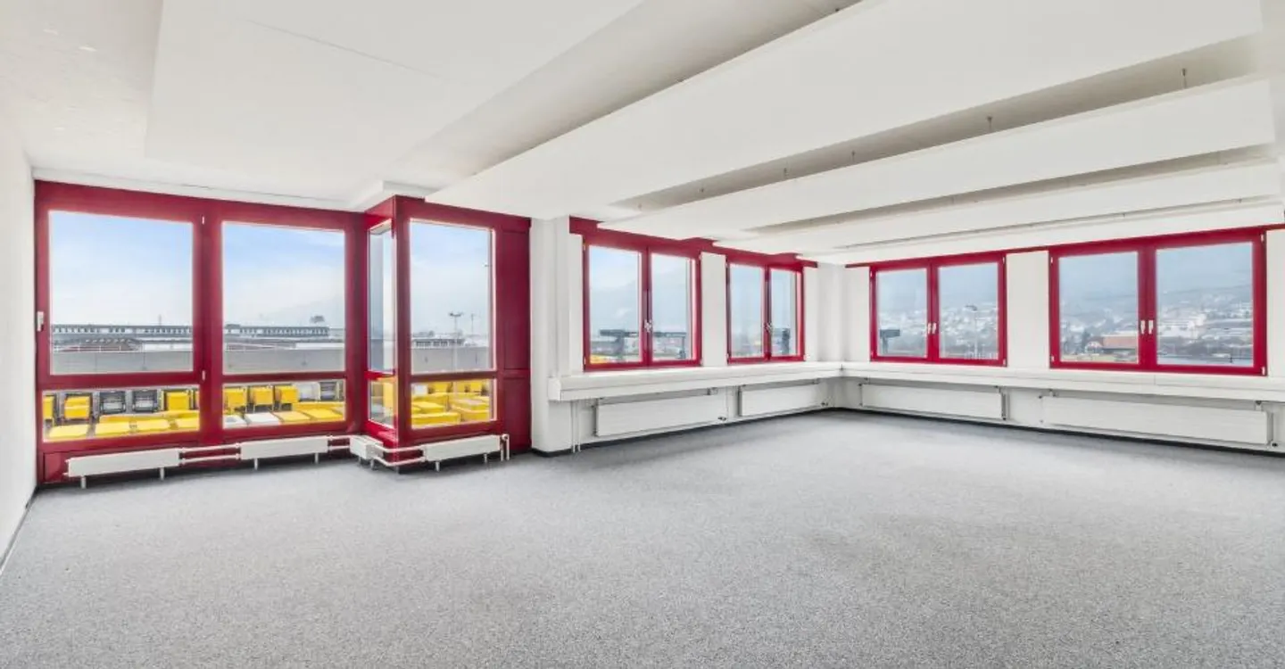 I tuoi nuovi spazi commerciali con connettività e flessibilità ottimali! - Foto 12 di 13