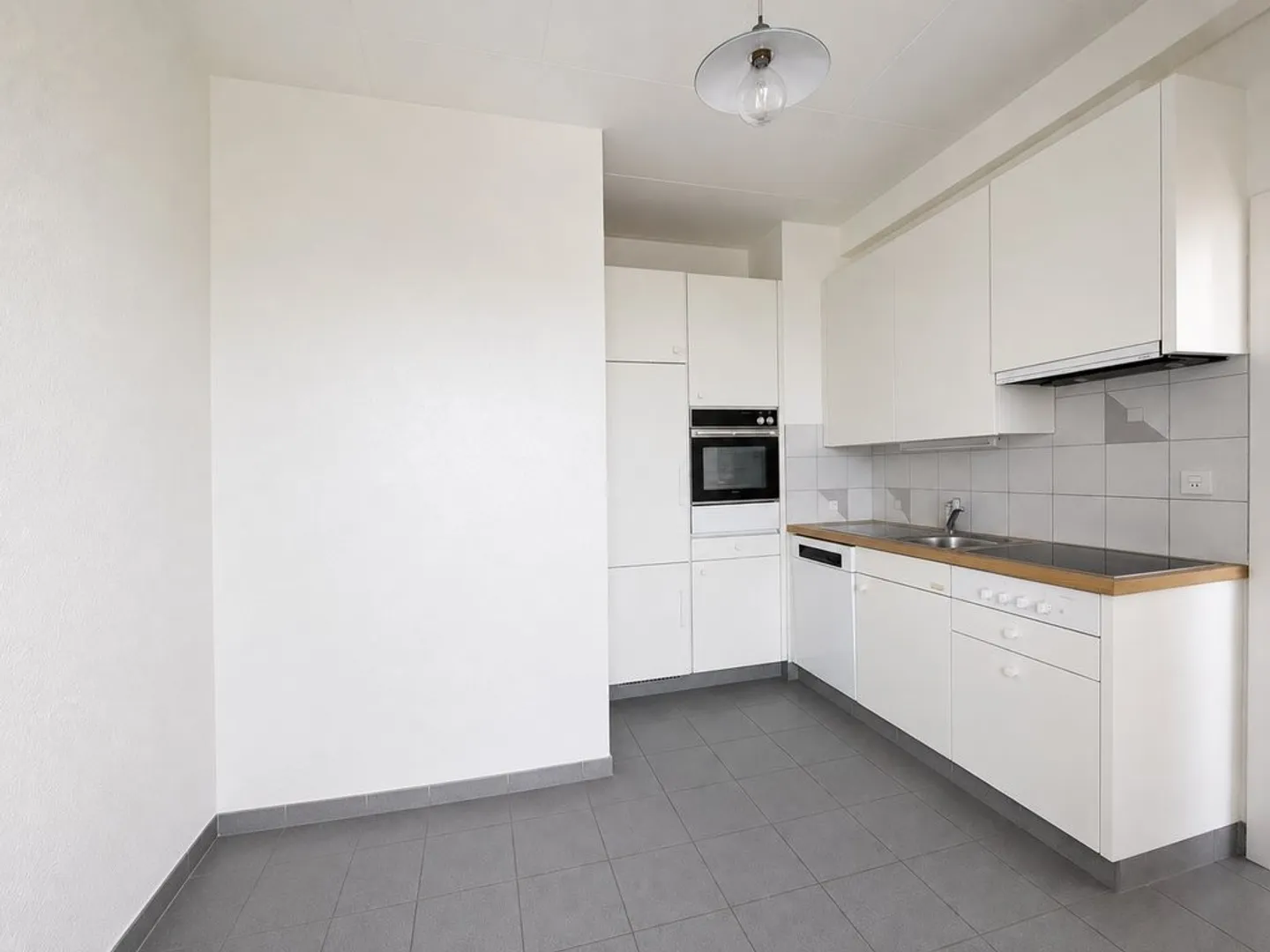 Appartement de quatre pièces à louer à Lausanne - Photo 2 sur 7