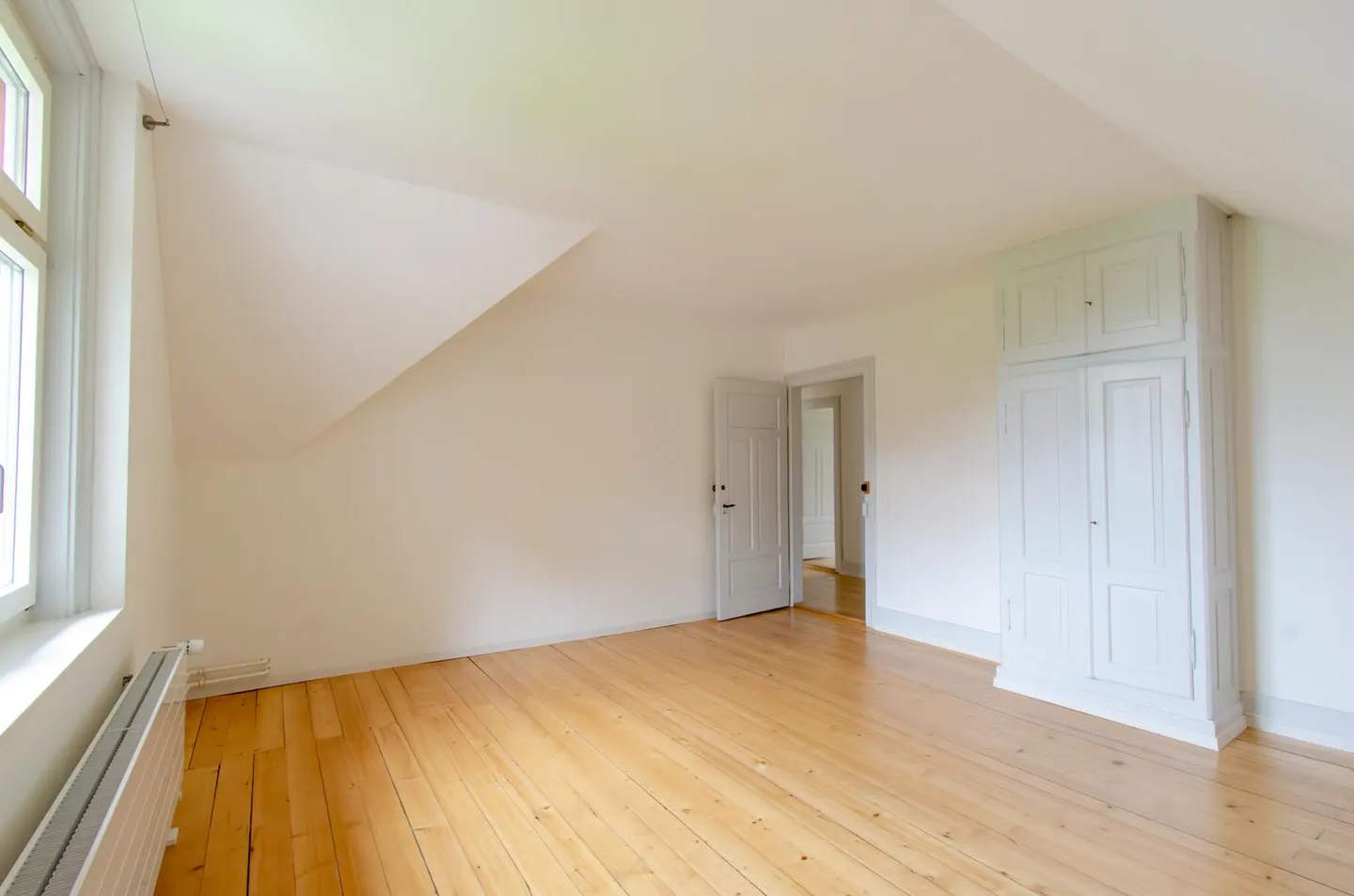 Charmante appartement sous les combles de 4,5 pièces - Photo 6 sur 13