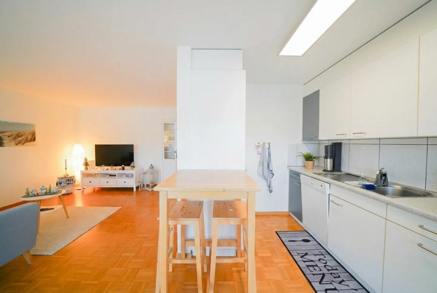 Investment package in a sought-after location in Wolhusen - Three 2½-room apartments for sale - Photo 2 of 11