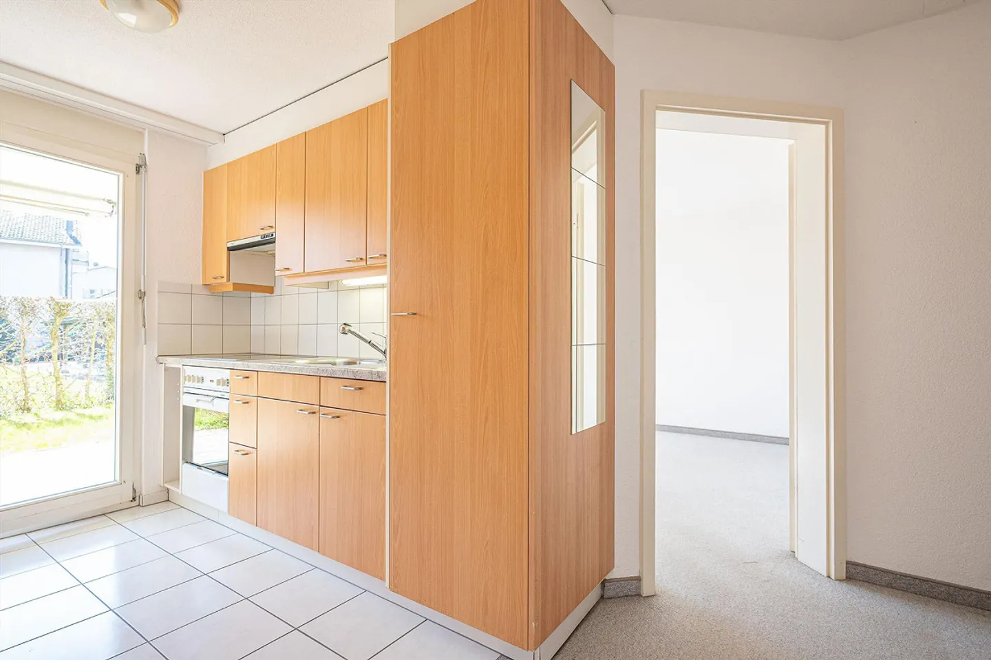 Helle 2.5-Zimmer-Gartenwohnung mit Sitzplatz in Toffen - Foto 3 von 13