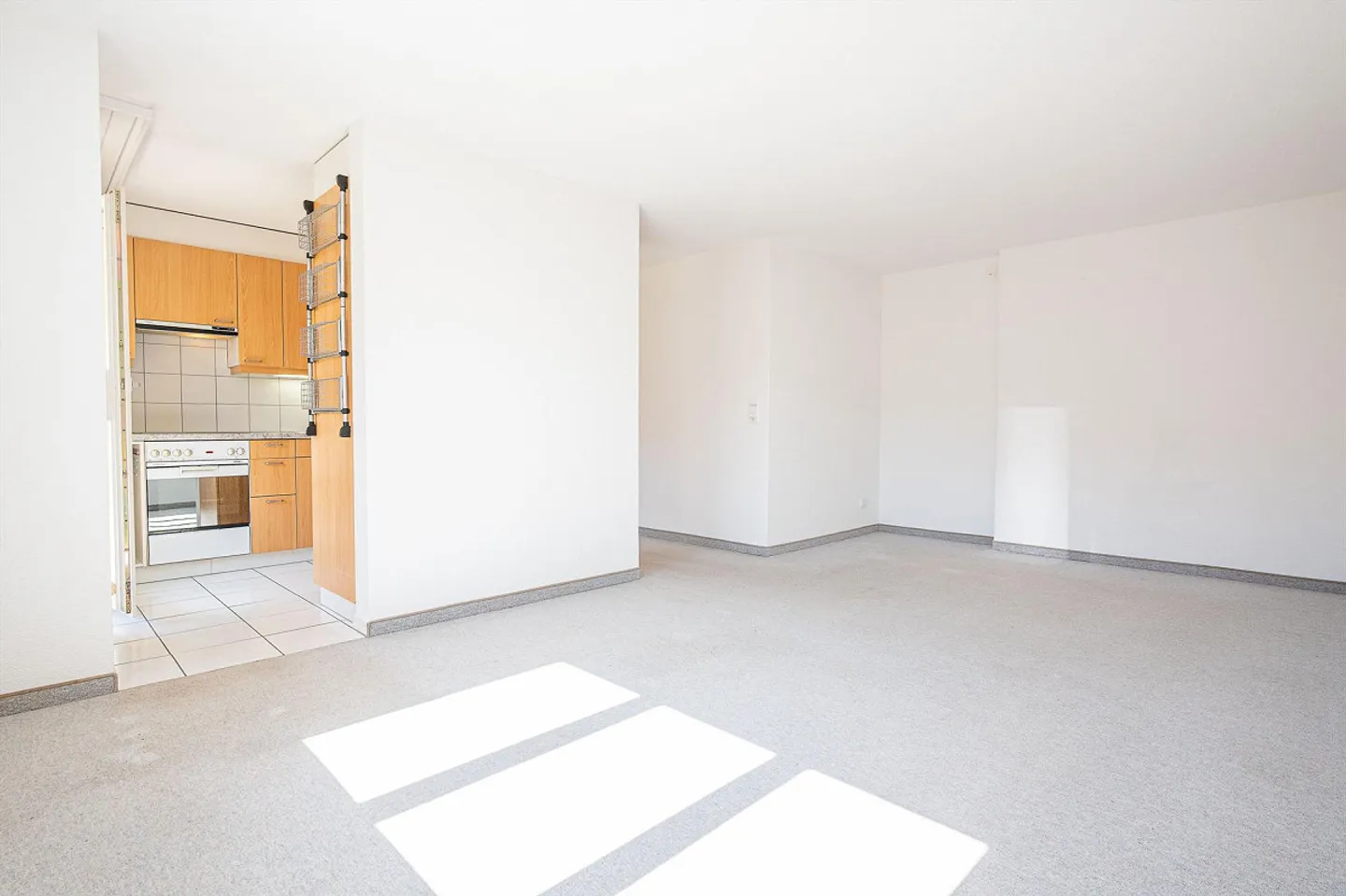 Helle 2.5-Zimmer-Gartenwohnung mit Sitzplatz in Toffen - Foto 4 von 13