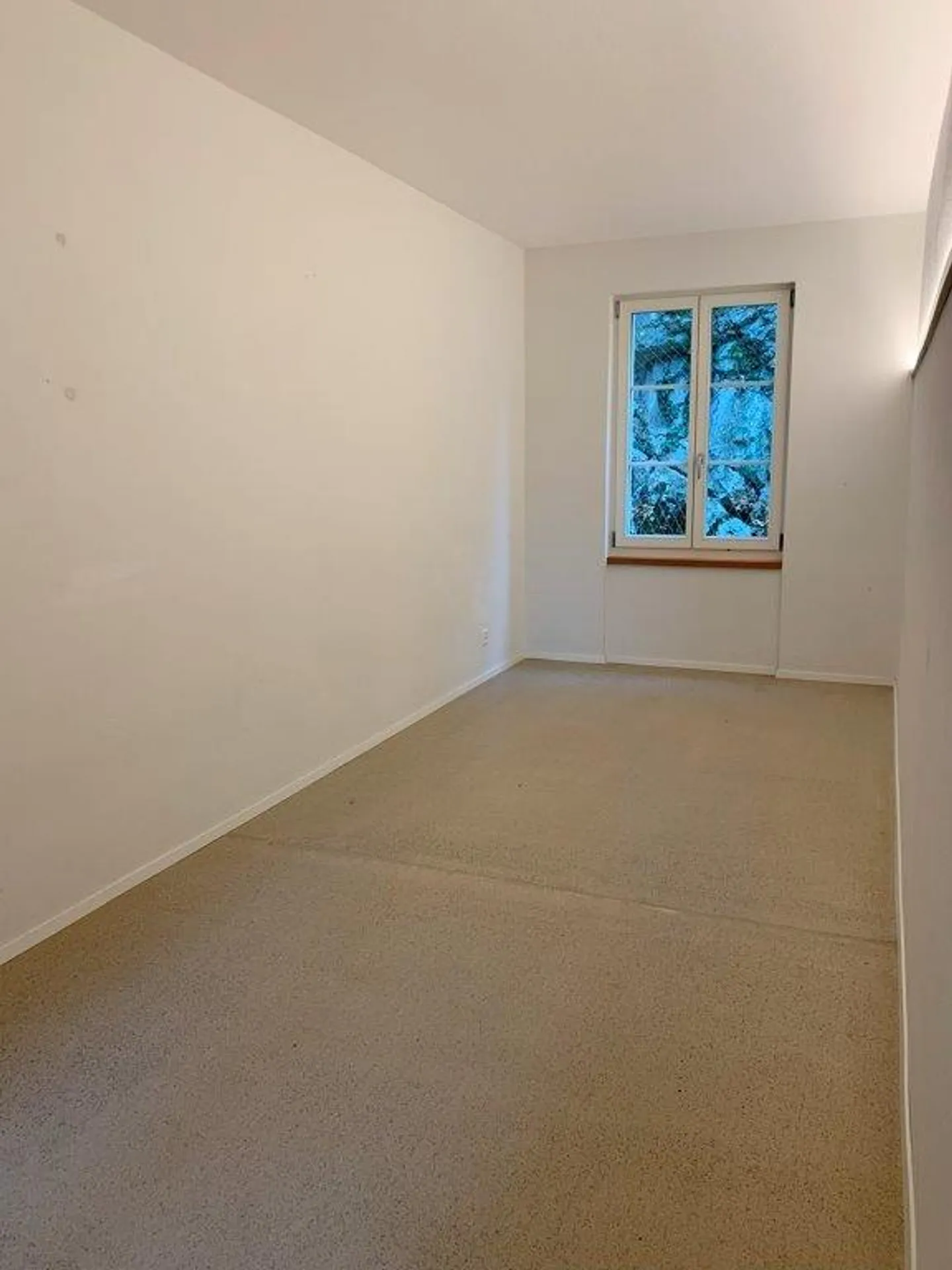 Spazi per uffici luminosi sul lago di Bienne, ideali anche come studi professionali - Foto 7 di 15